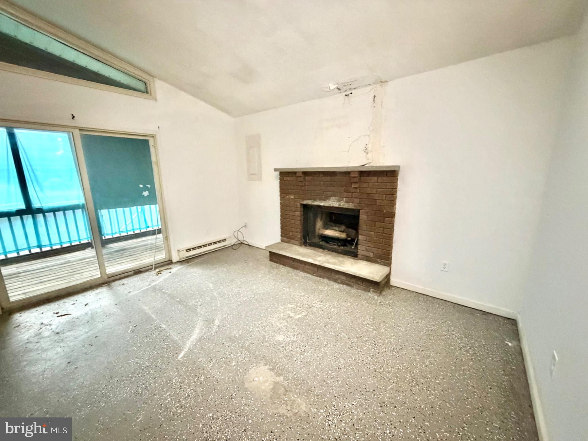 POCONO COUNTRY PLACE - Residential
