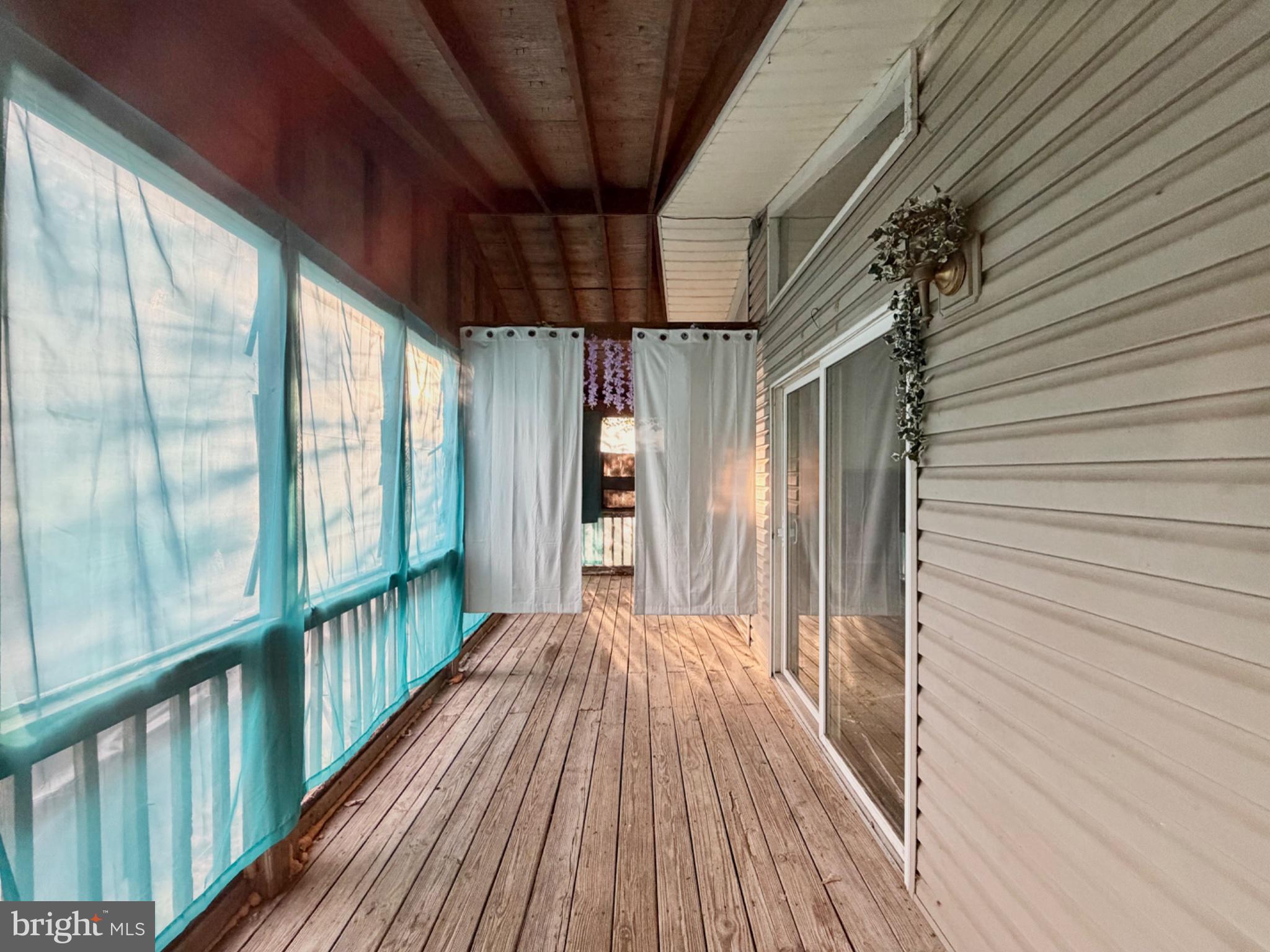 POCONO COUNTRY PLACE - Residential