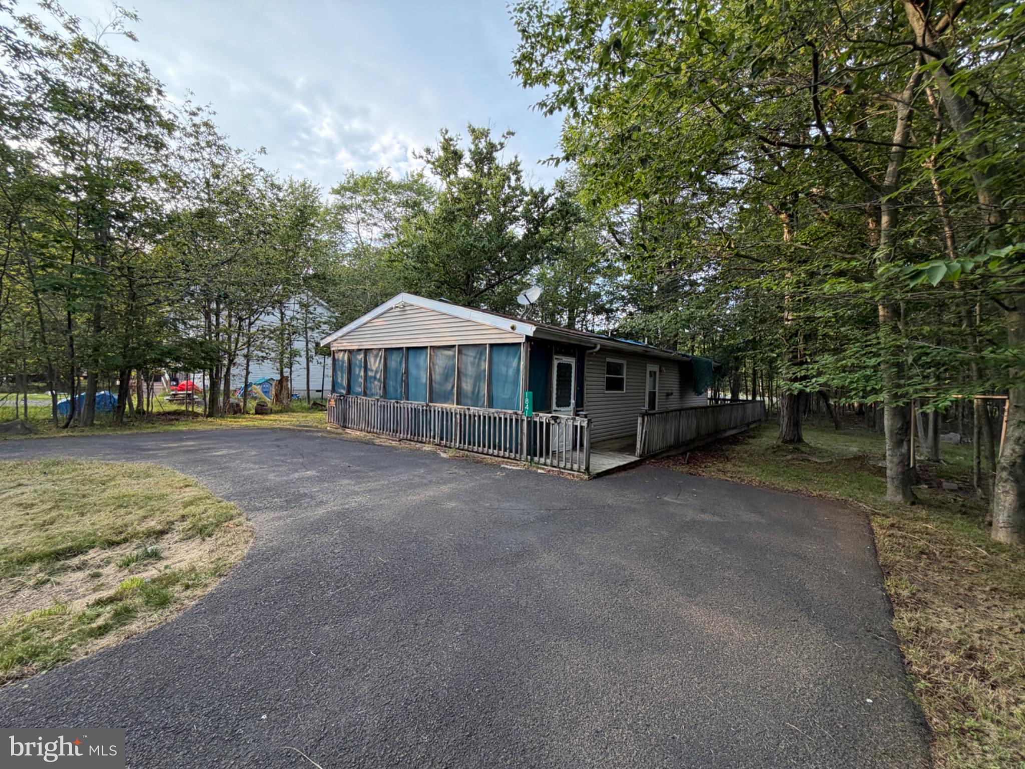 POCONO COUNTRY PLACE - Residential