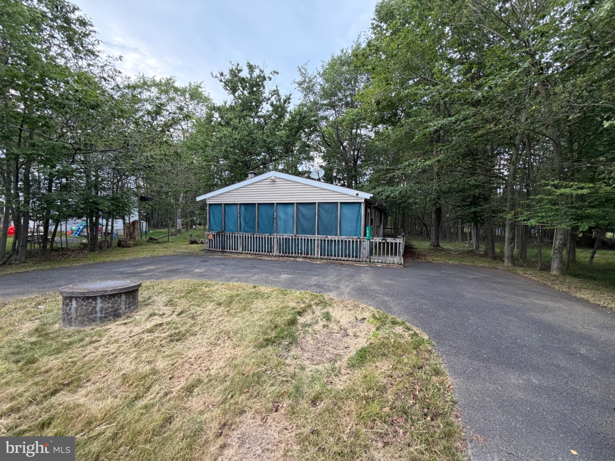POCONO COUNTRY PLACE - Residential