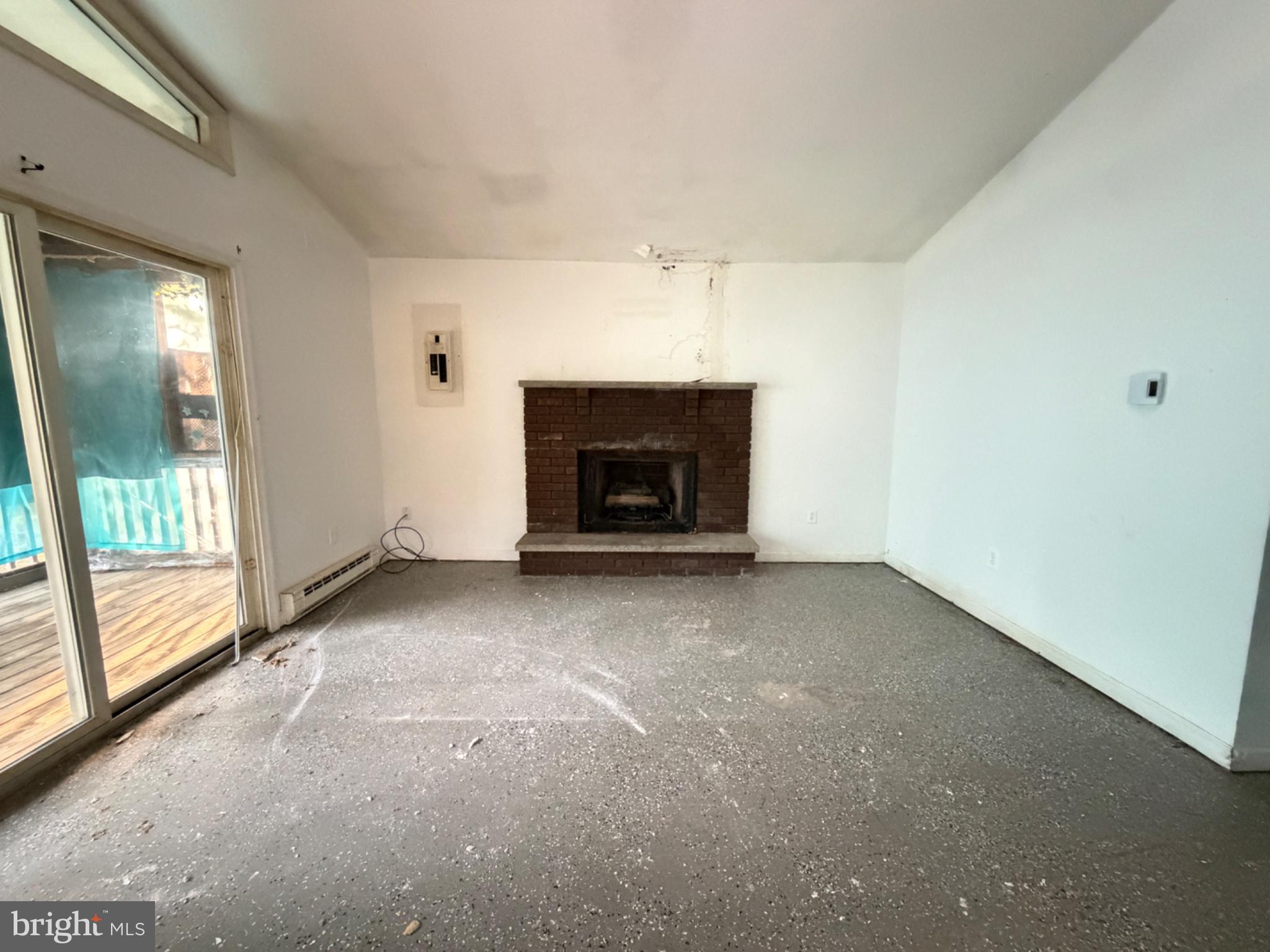 POCONO COUNTRY PLACE - Residential