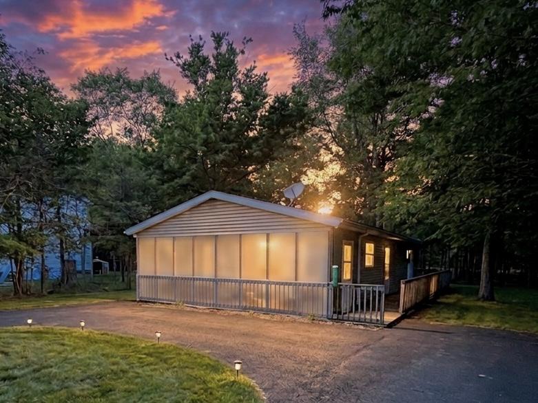 POCONO COUNTRY PLACE - Residential