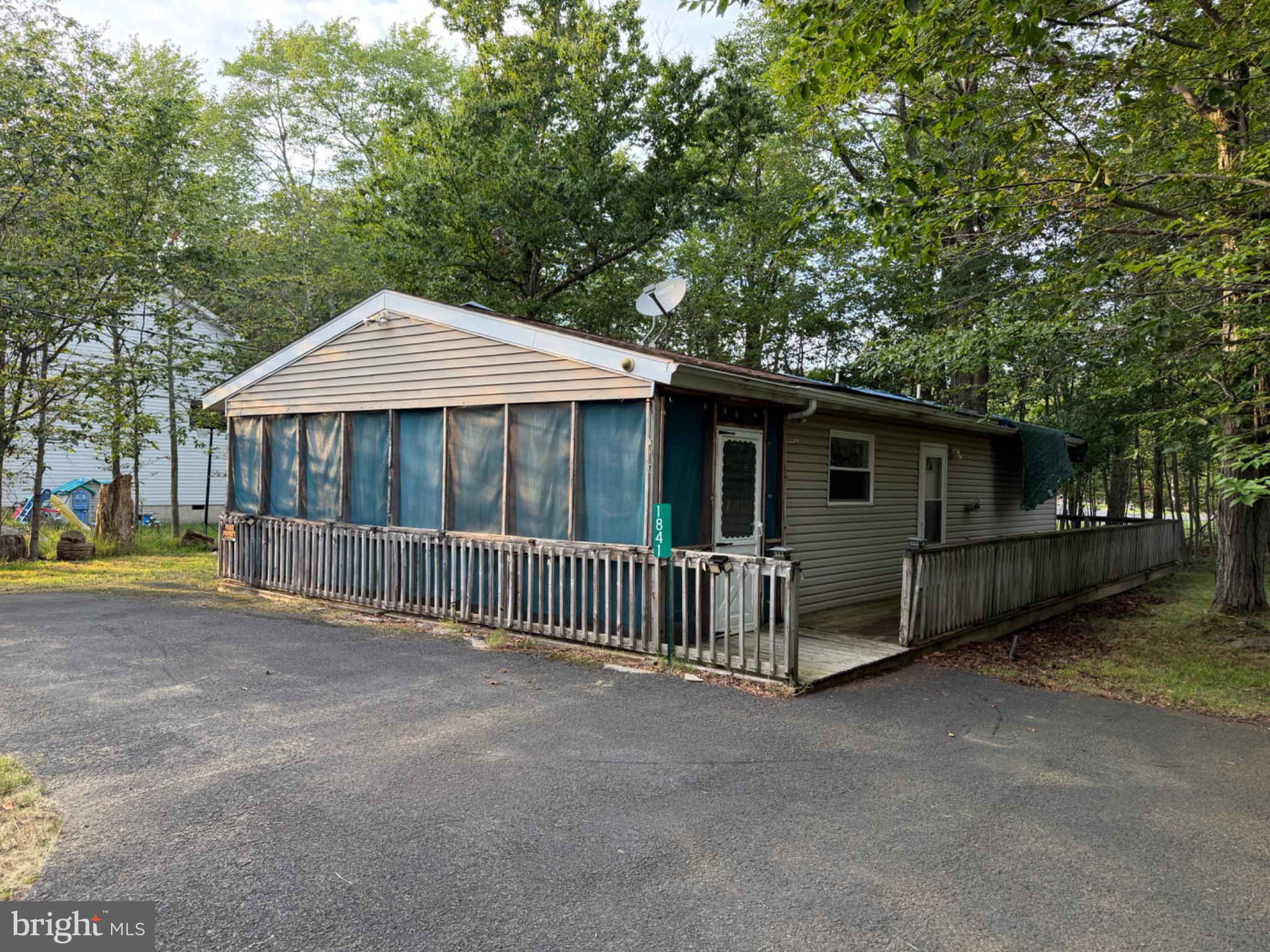 POCONO COUNTRY PLACE - Residential