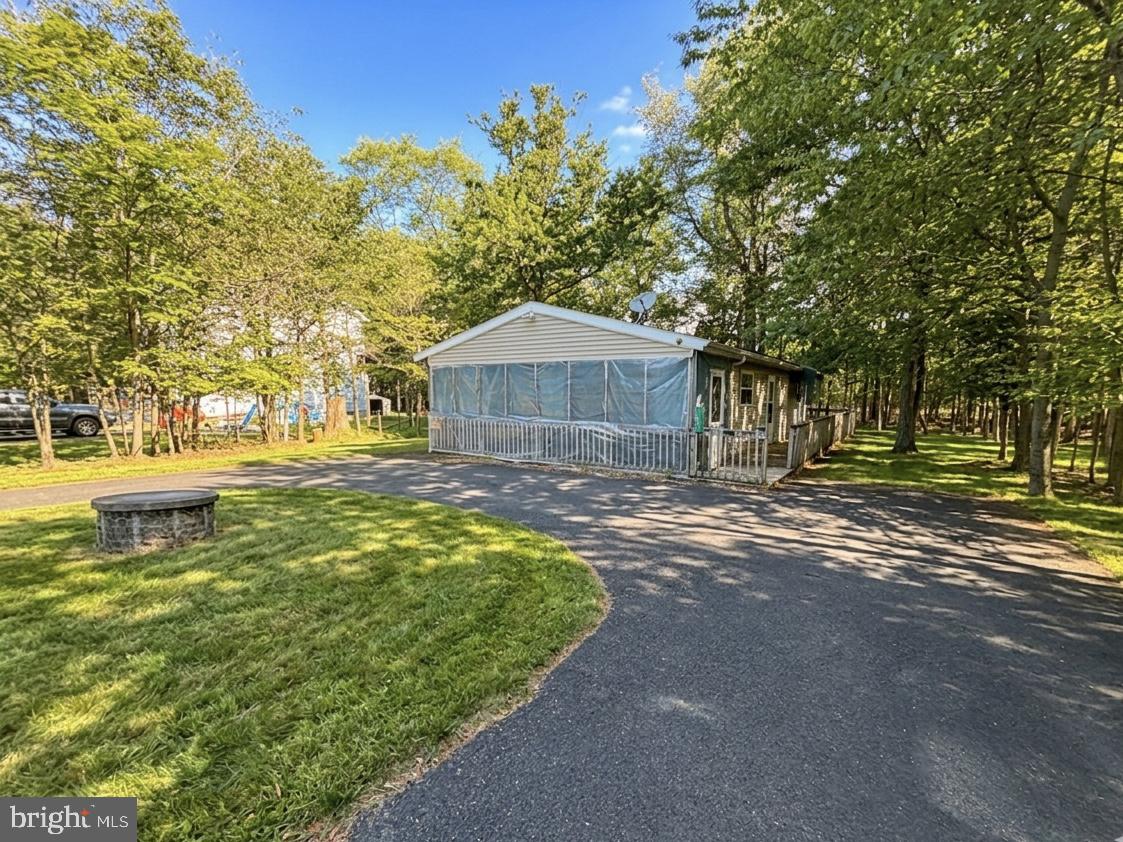 POCONO COUNTRY PLACE - Residential
