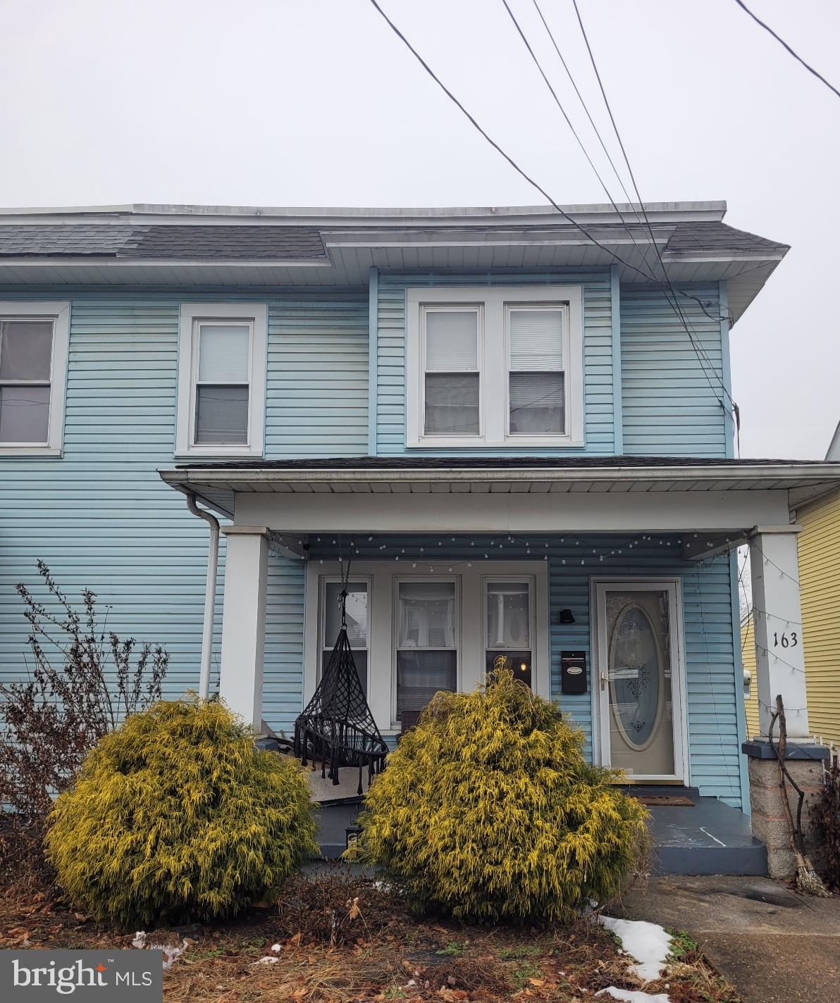 OFFER DEADLINE is April 6, 2025, by 11 am Adorable home in the borough of Enola! Upgrades have been done since the owner moved in! Newer Vinyl Plank Floors, New Deck, House has been repainted, and all appliances convey!
Roof only 7 years old. Off street parking! Large yard. CONTINGENT ON SELLER TO FIND SUITABLE HOUSING!