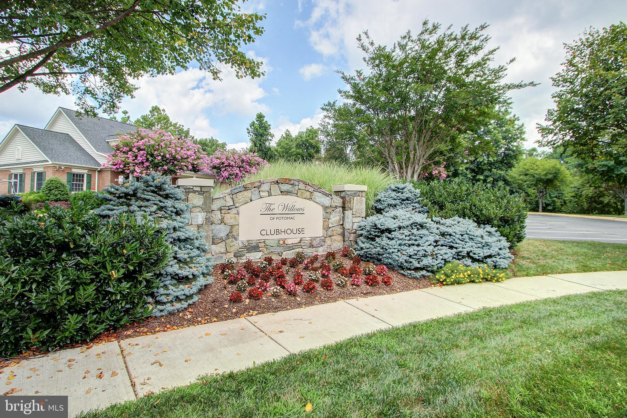 WILLOWS OF POTOMAC - Residential Lease