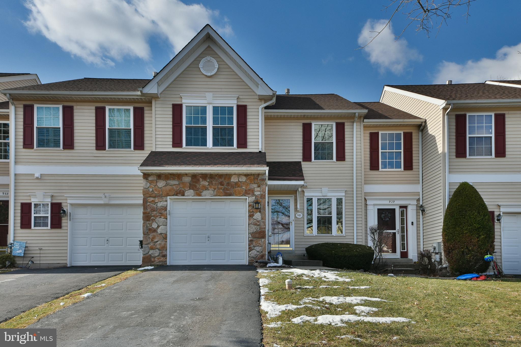 INDIAN CREEK - Residential