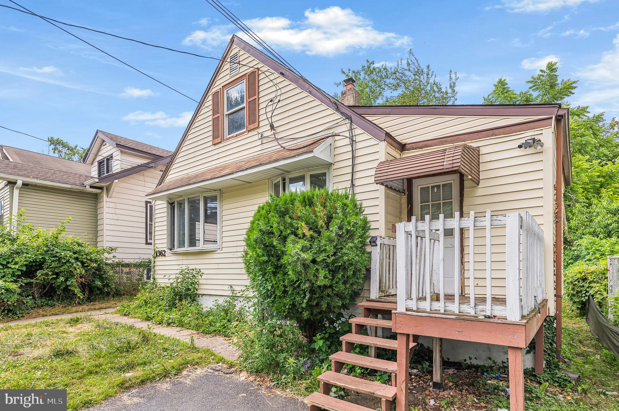 SHARON HILL - Residential