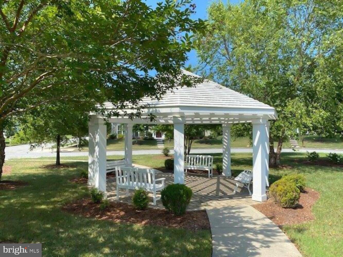 EASTON CLUB EAST - Residential