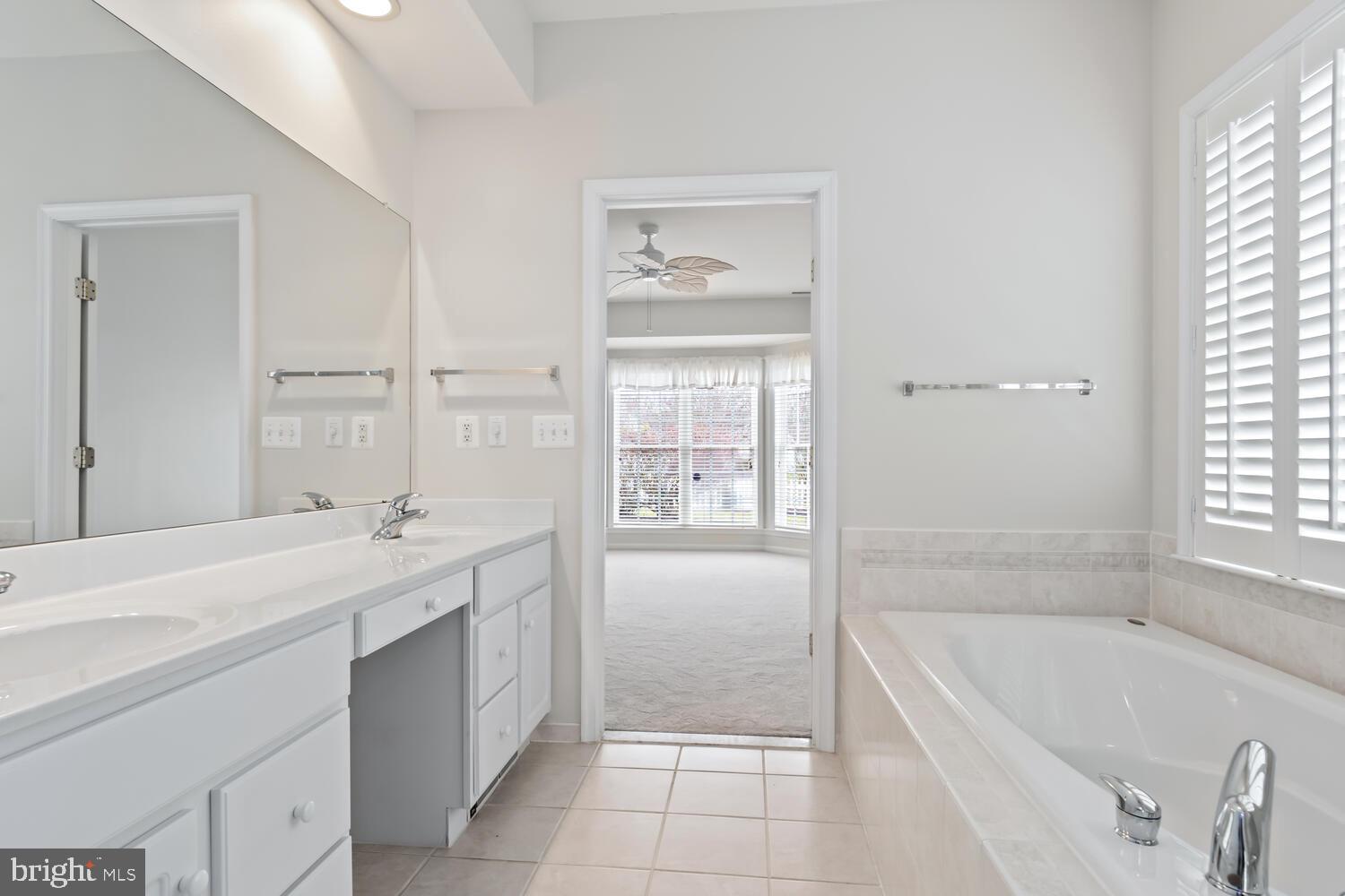 EASTON CLUB EAST - Residential
