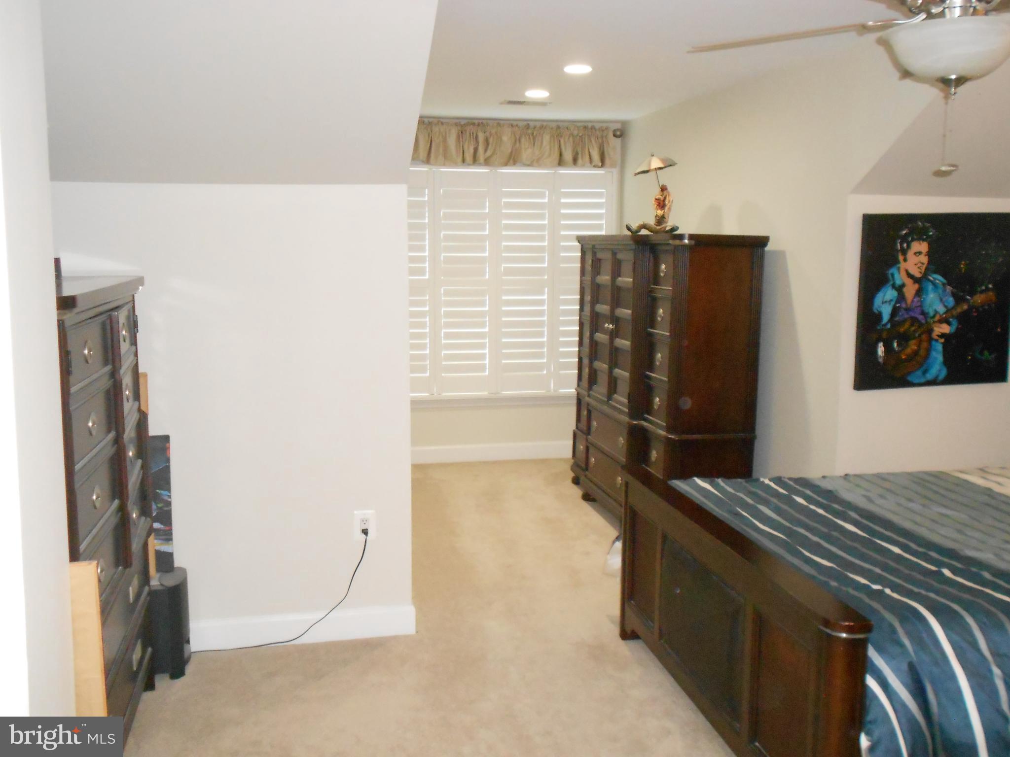 POTOMAC GREEN BY DEL WEBB - Residential