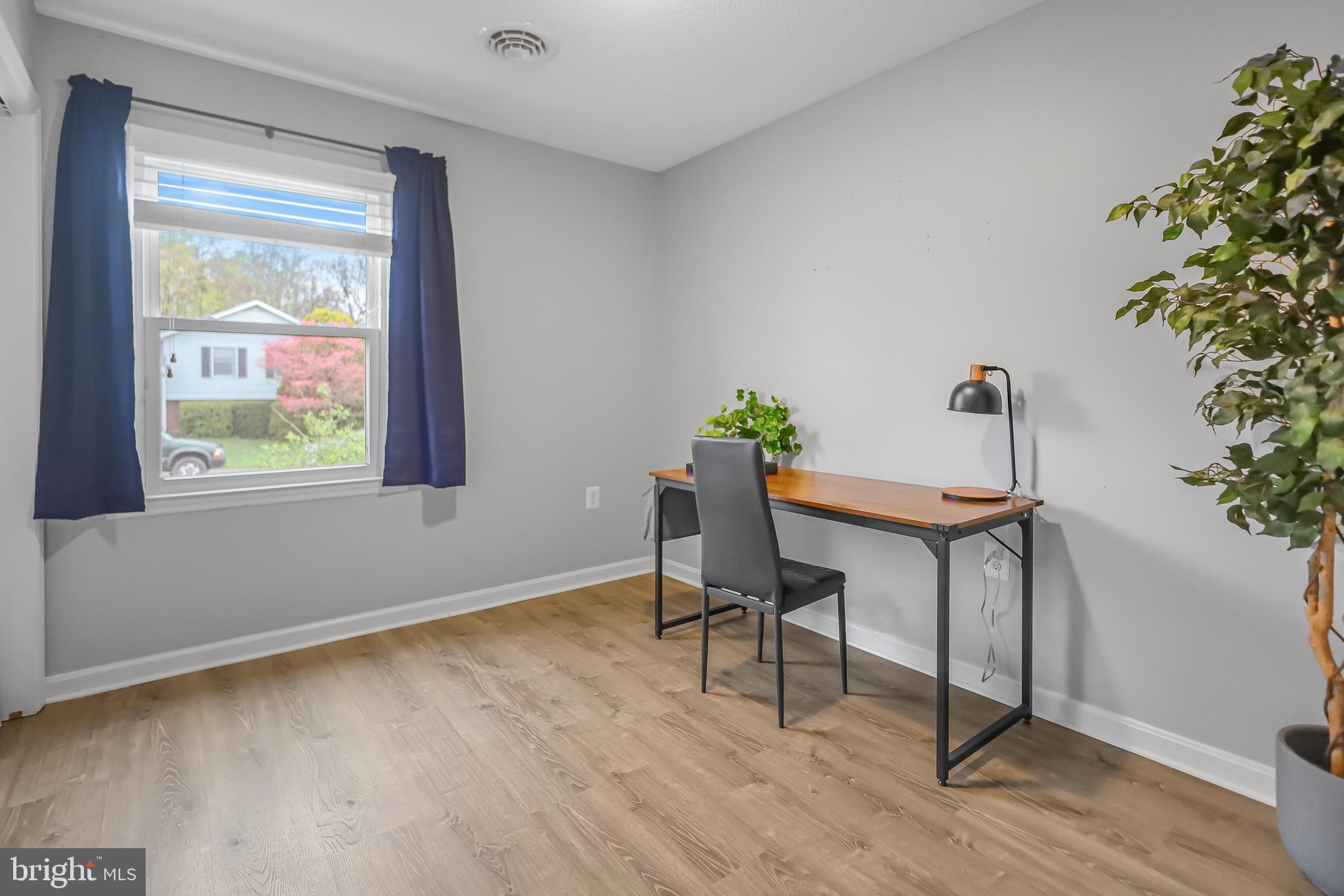 PATRICK HENRY ESTATES - Residential