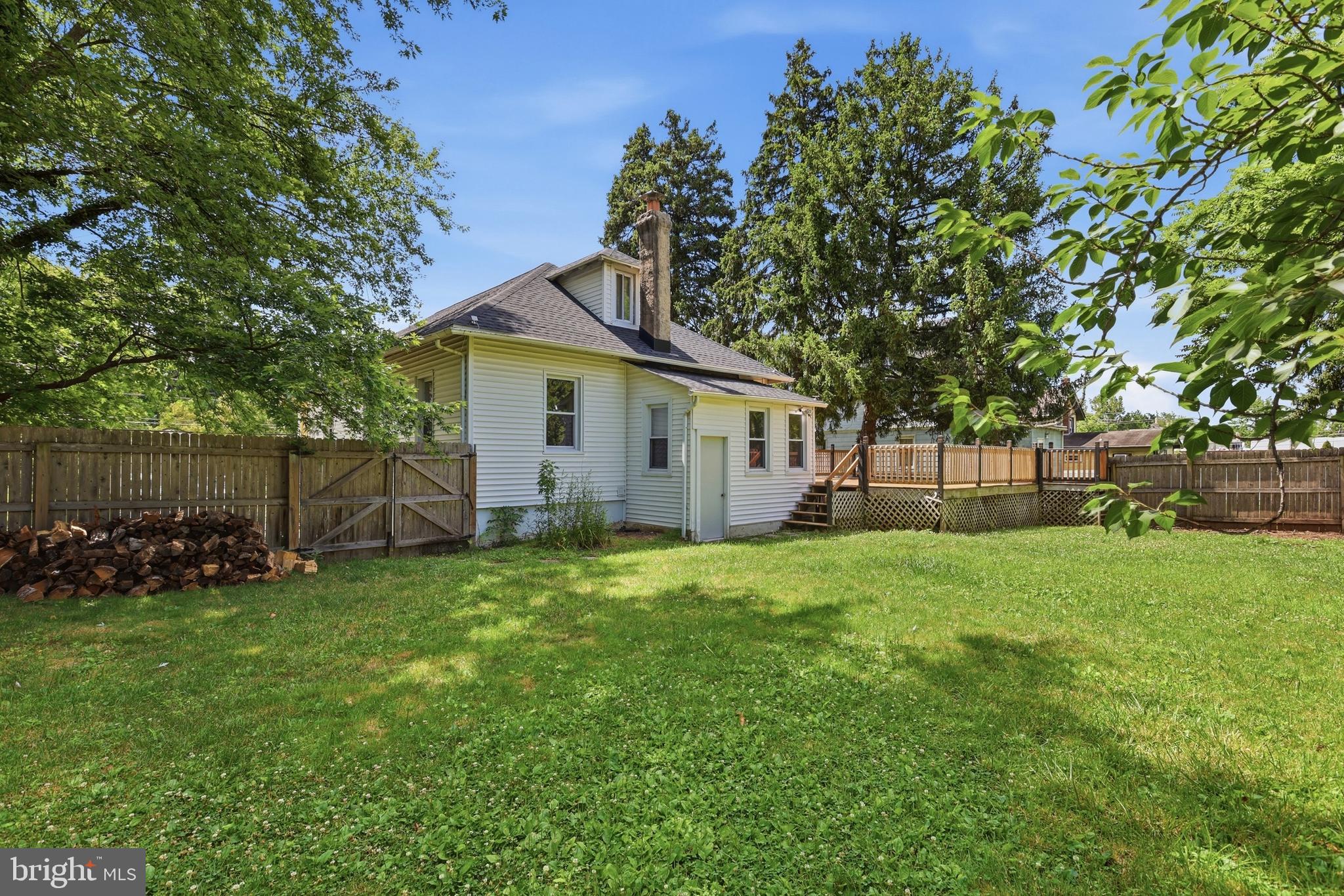NORTH HILLS - Residential