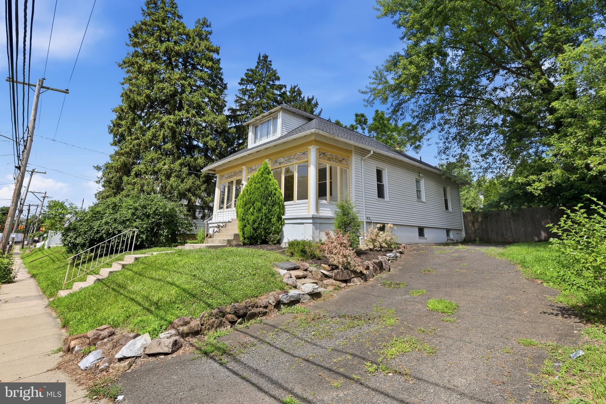 NORTH HILLS - Residential