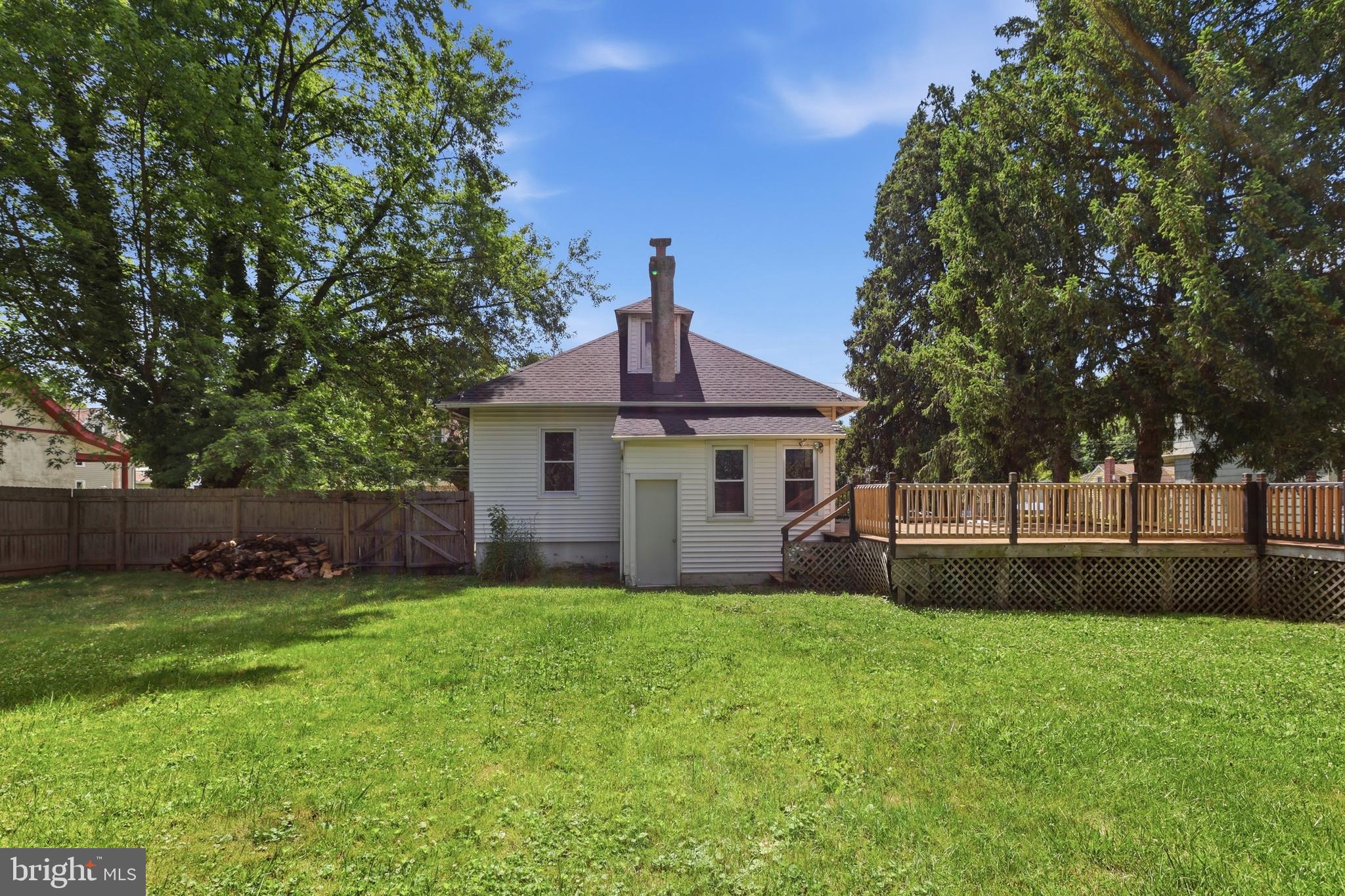 NORTH HILLS - Residential
