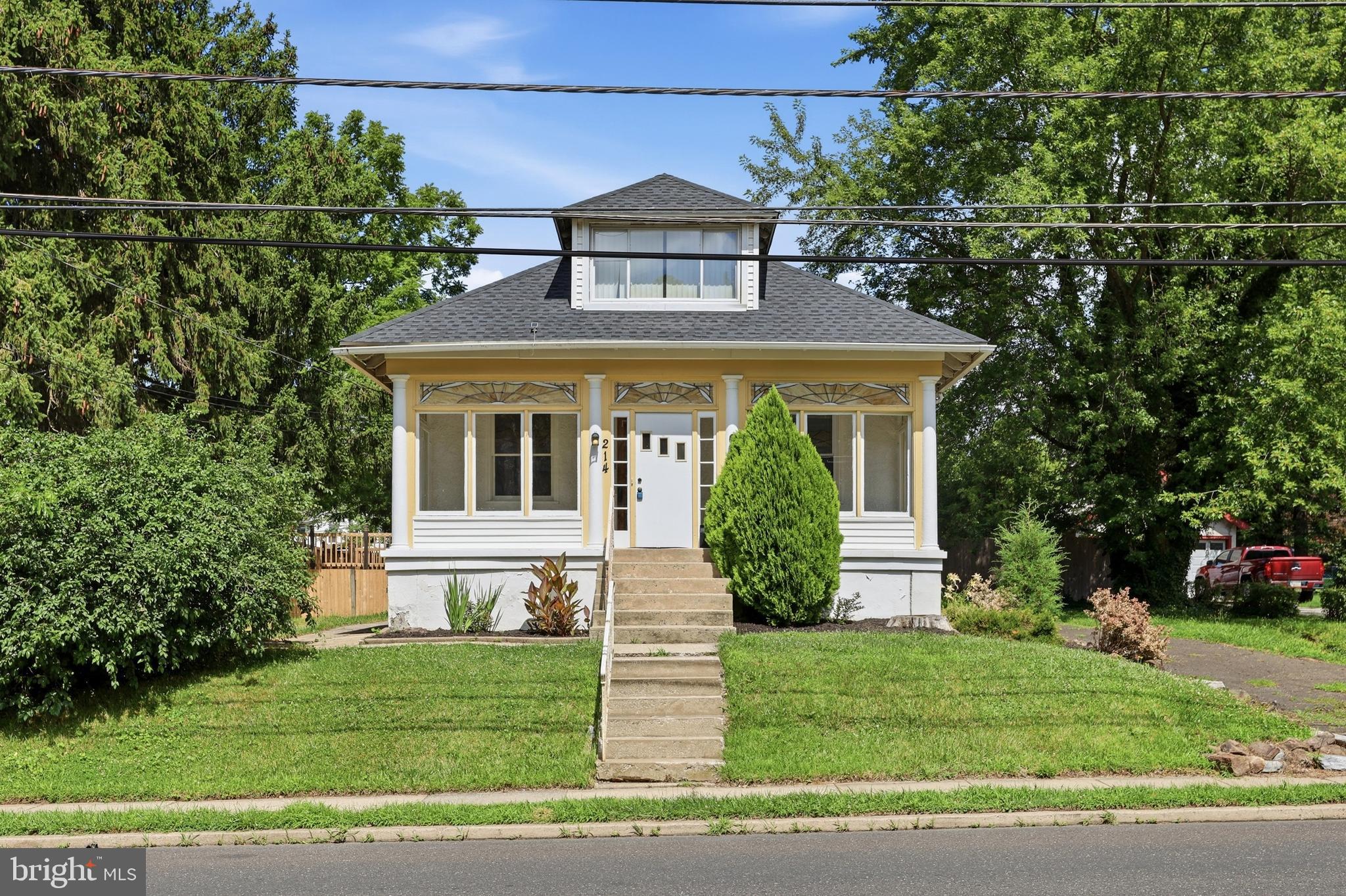 NORTH HILLS - Residential