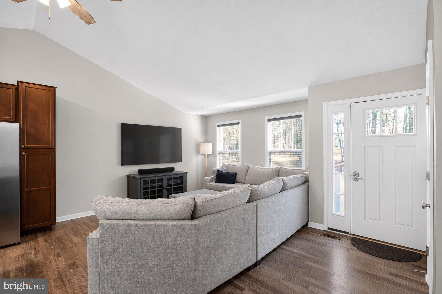 CABIN POINT - Residential