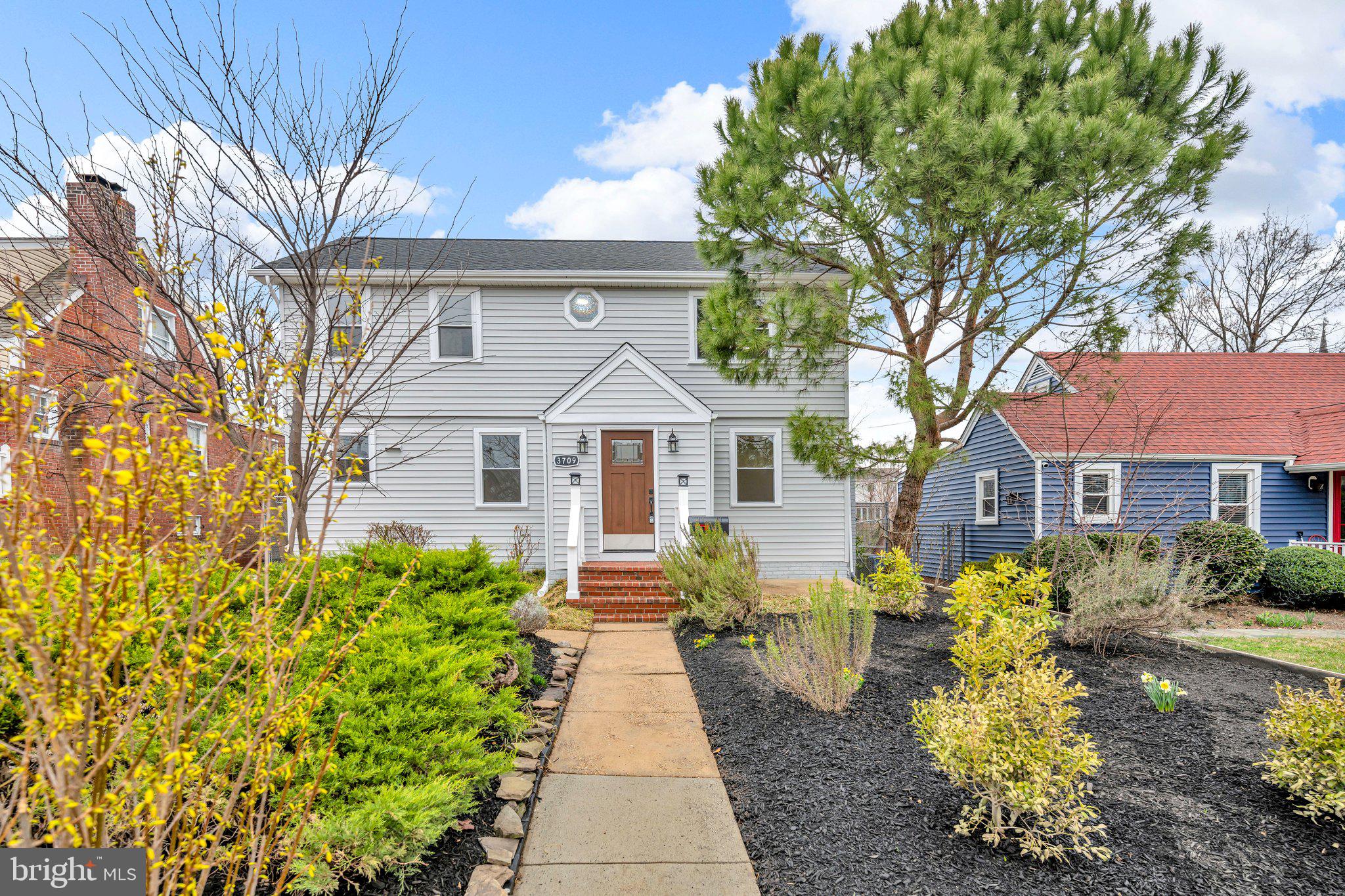 ALCOVA HEIGHTS - Residential
