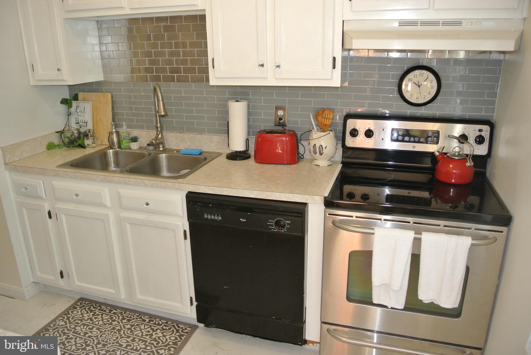 JOHNSON FARM ESTATES - Residential