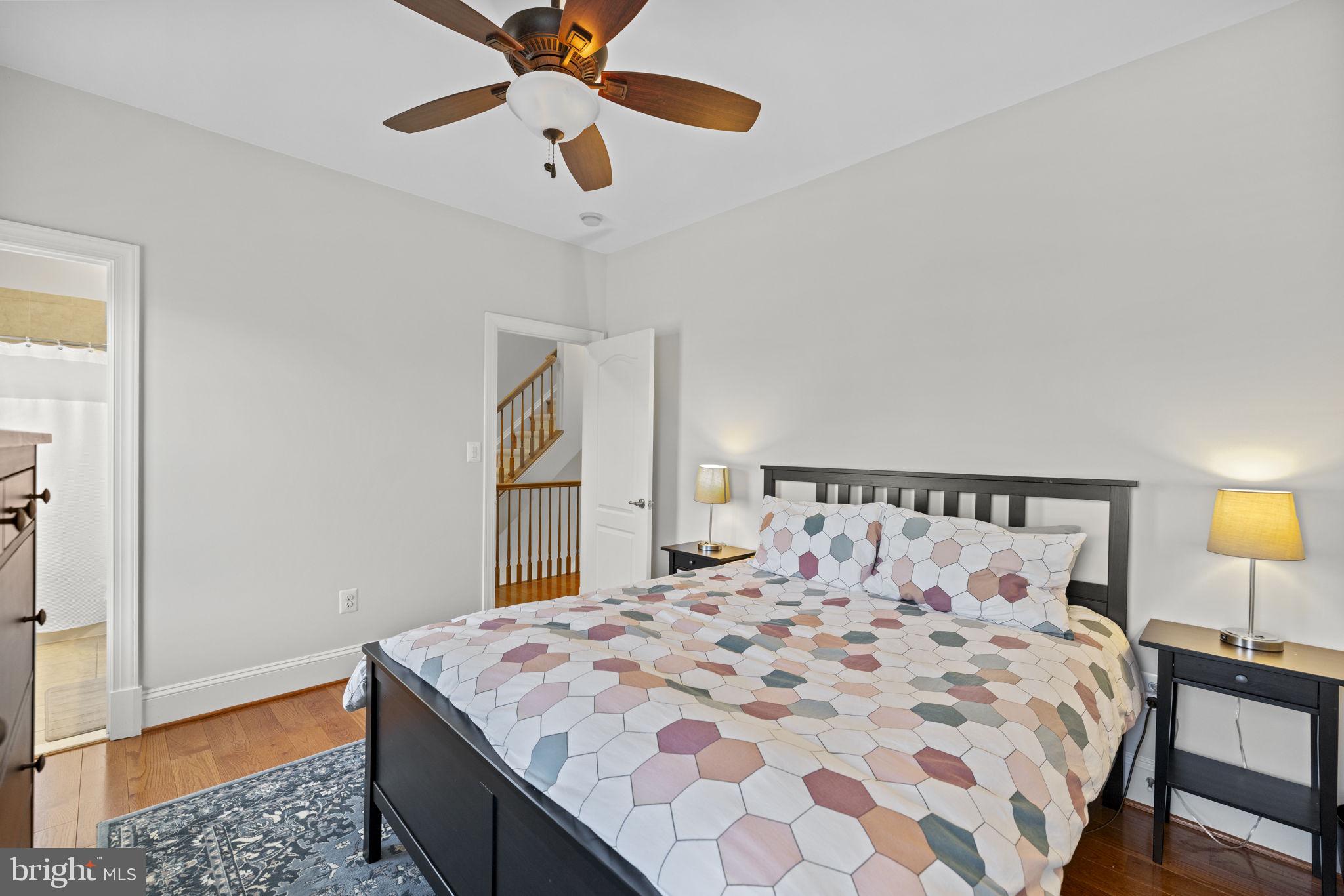 COOPERS GROVE - Residential