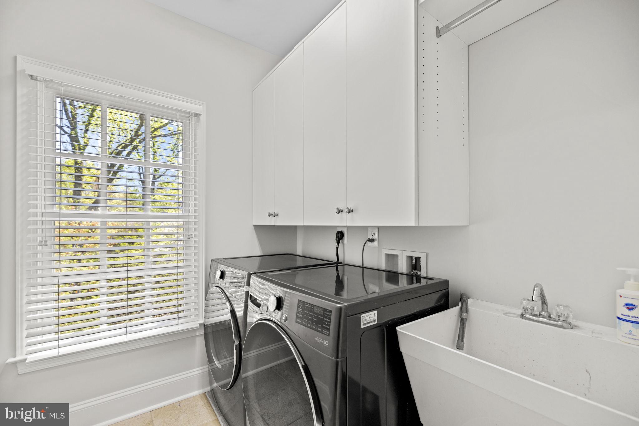 COOPERS GROVE - Residential