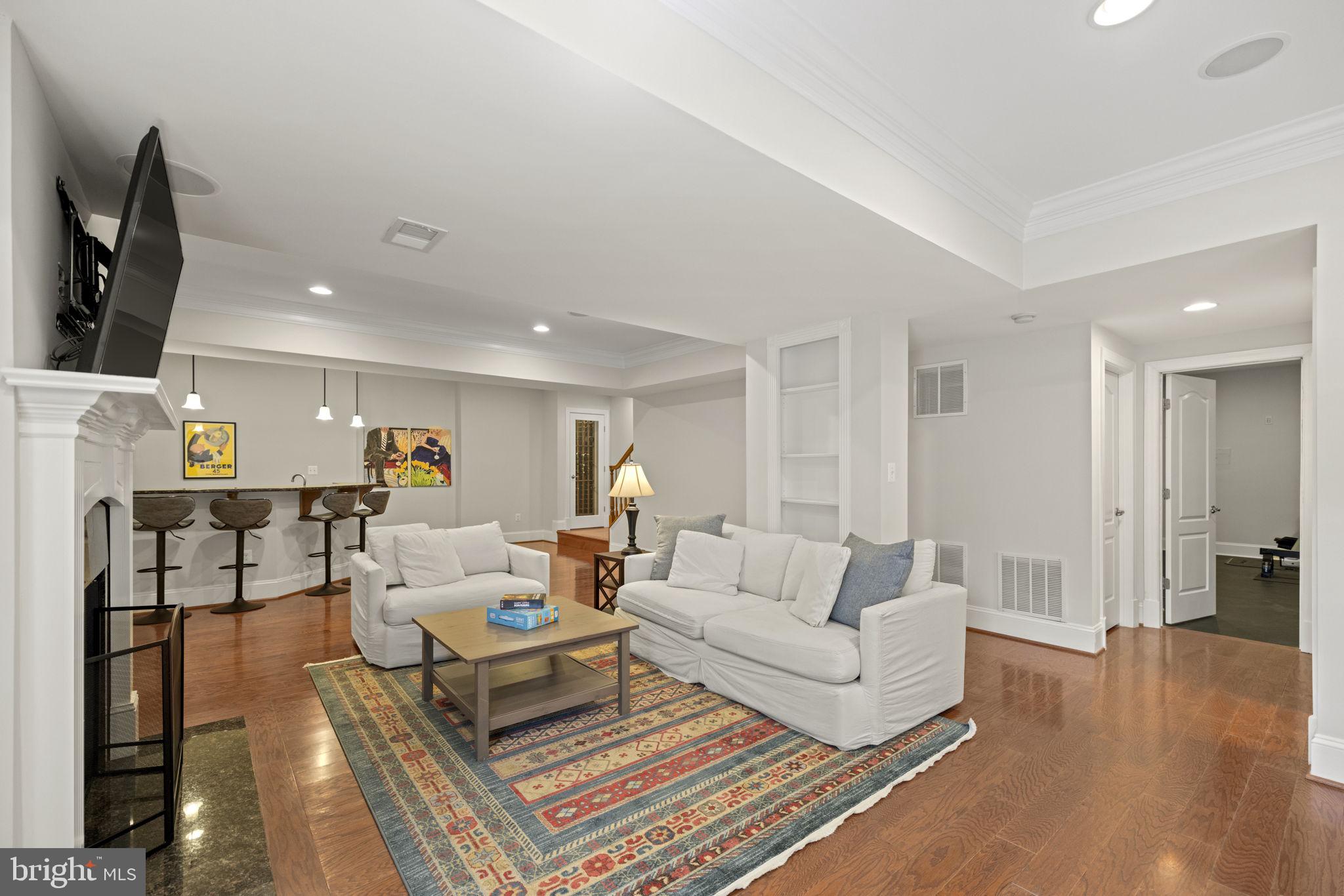 COOPERS GROVE - Residential