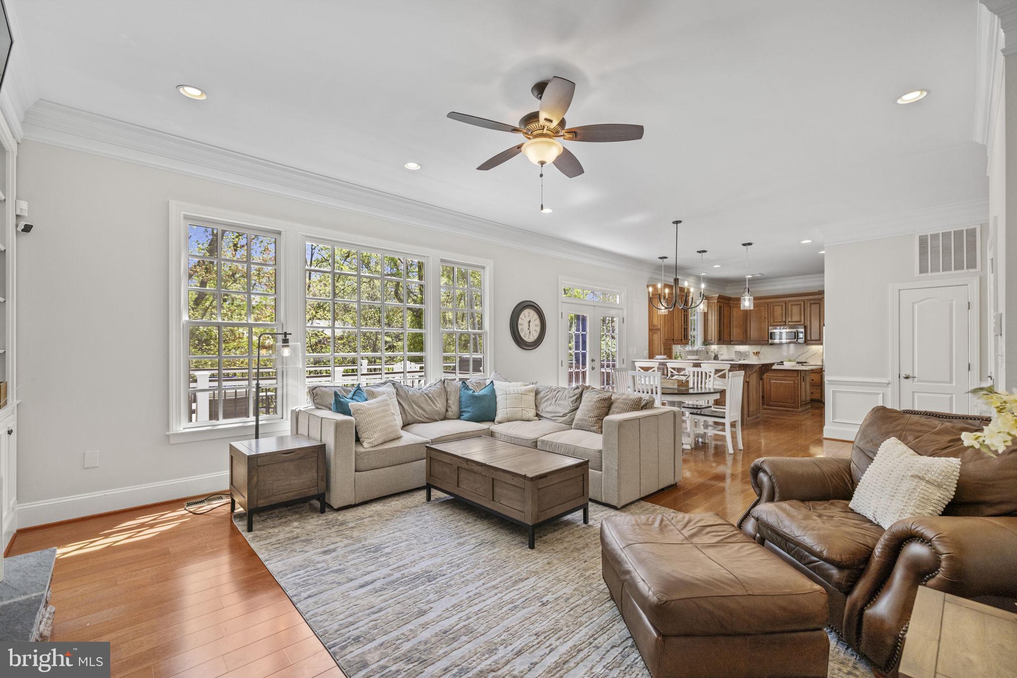 COOPERS GROVE - Residential