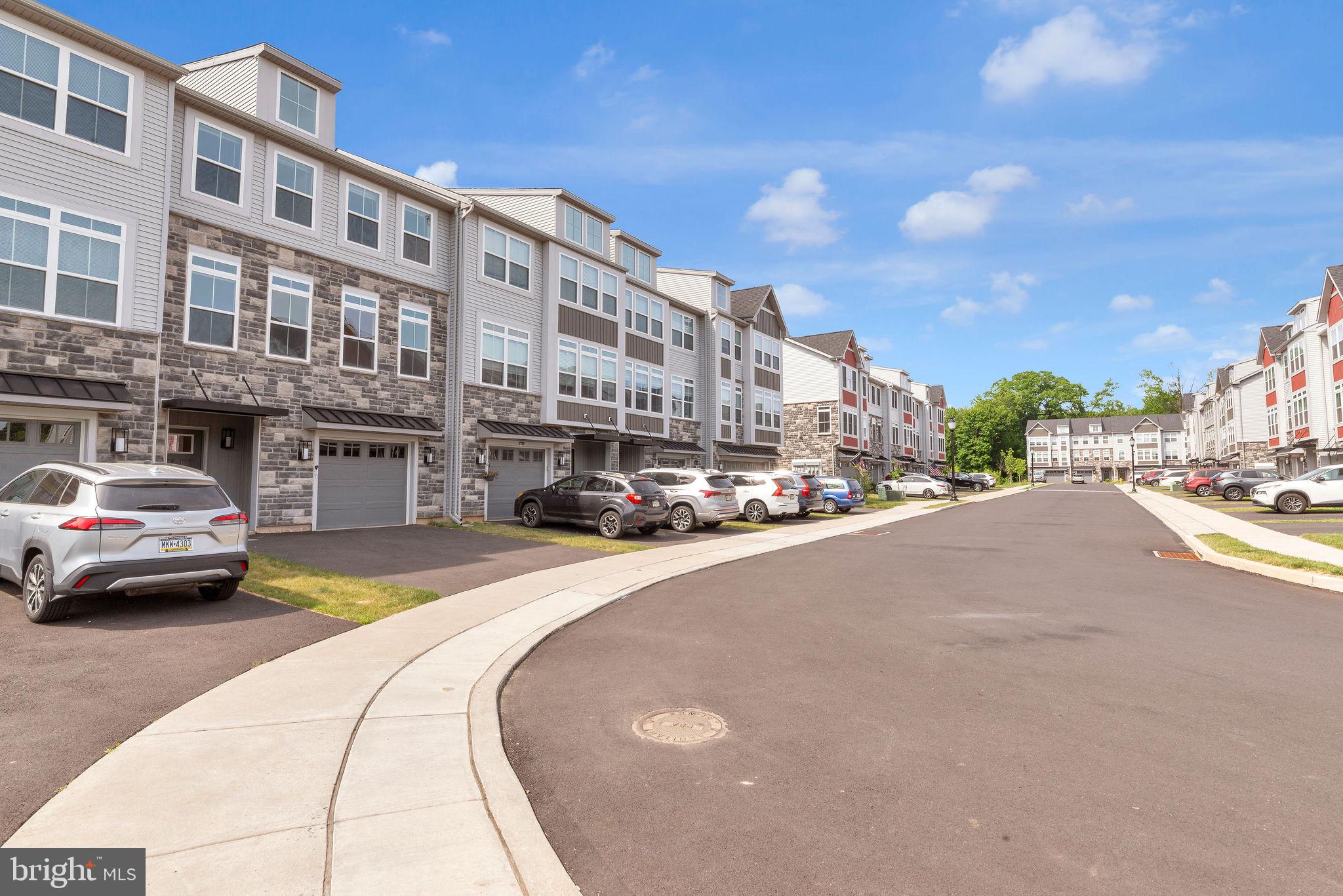 THE FIELDS AT CONSTITUTION SQUARE - Residential
