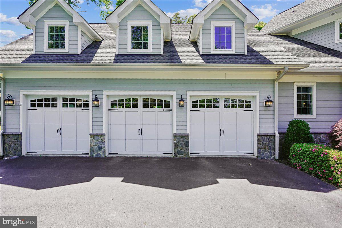 NOAH'S LANDING - Residential