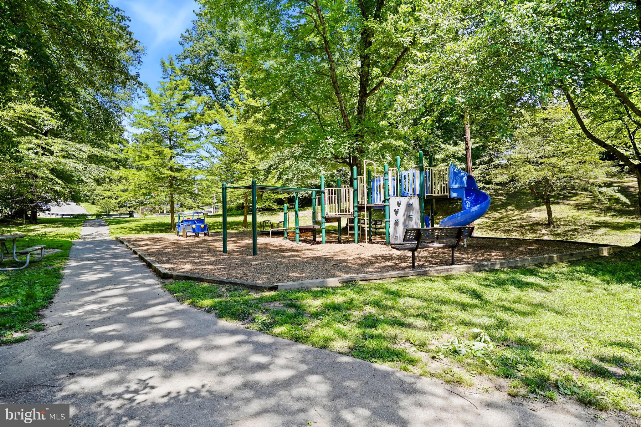 SLIGO PARK HILLS TH - Residential