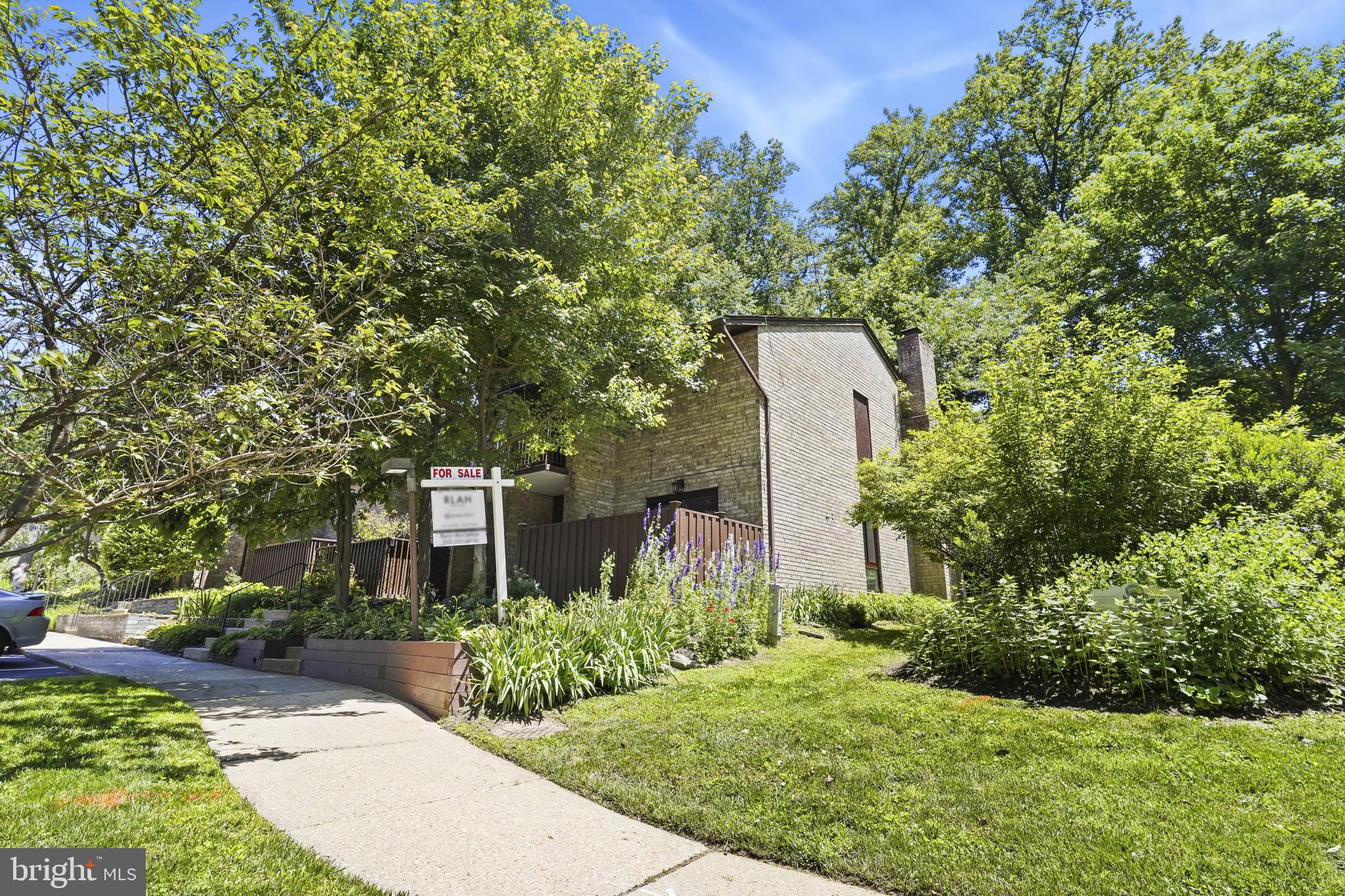 SLIGO PARK HILLS TH - Residential
