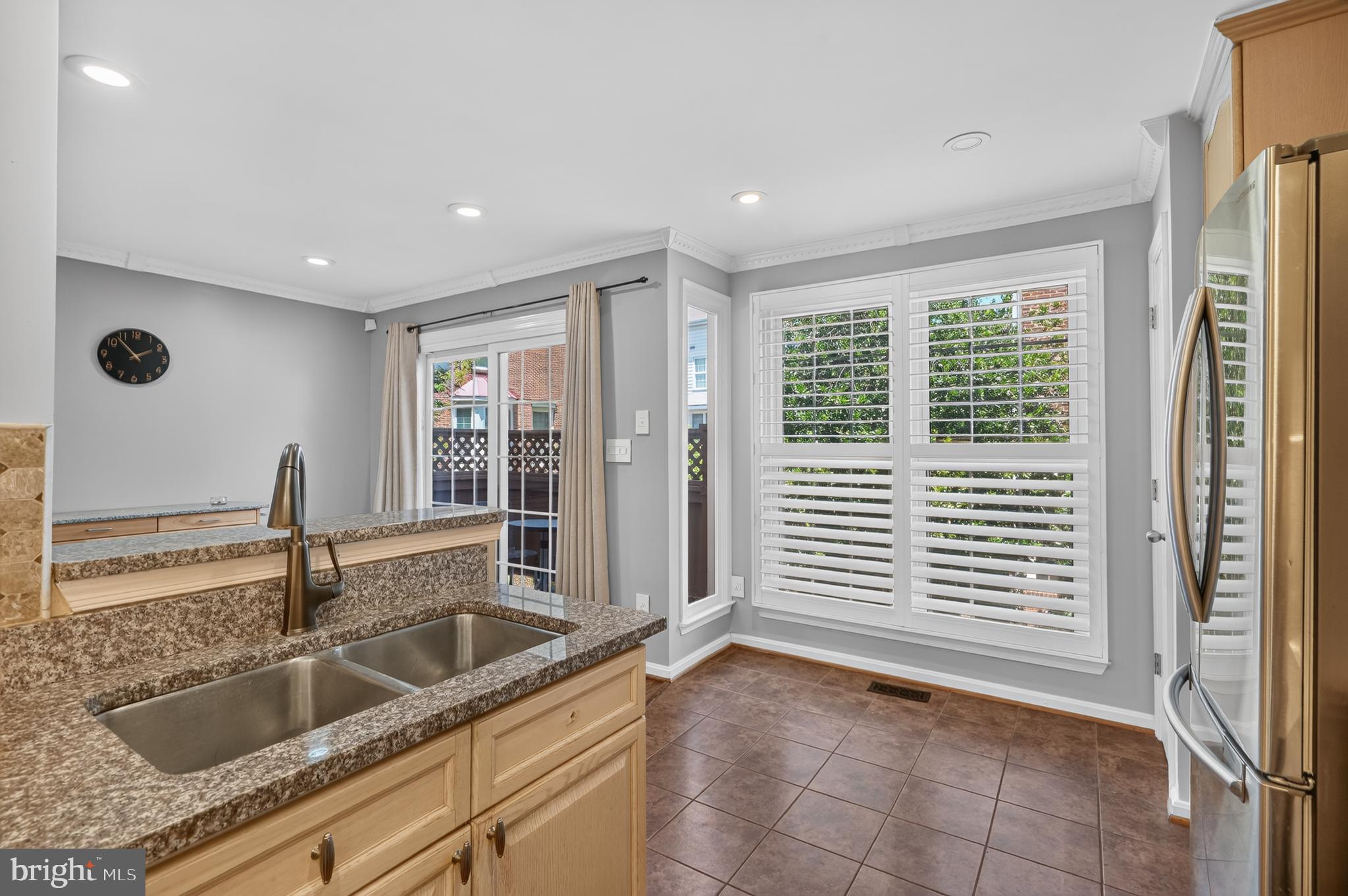 STONEGATE - Residential