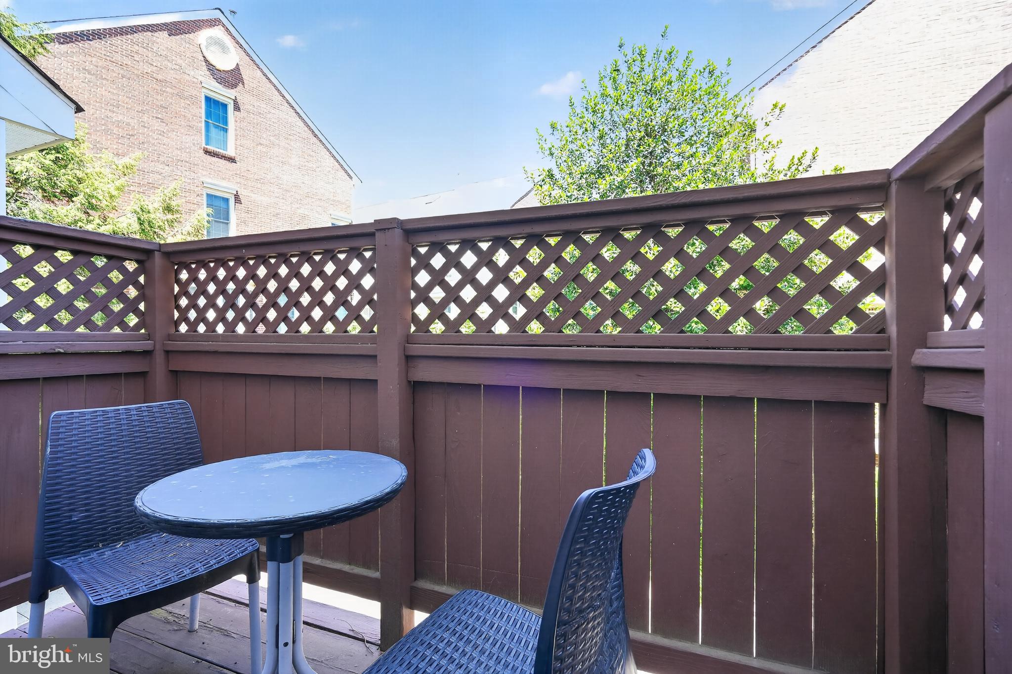 STONEGATE - Residential