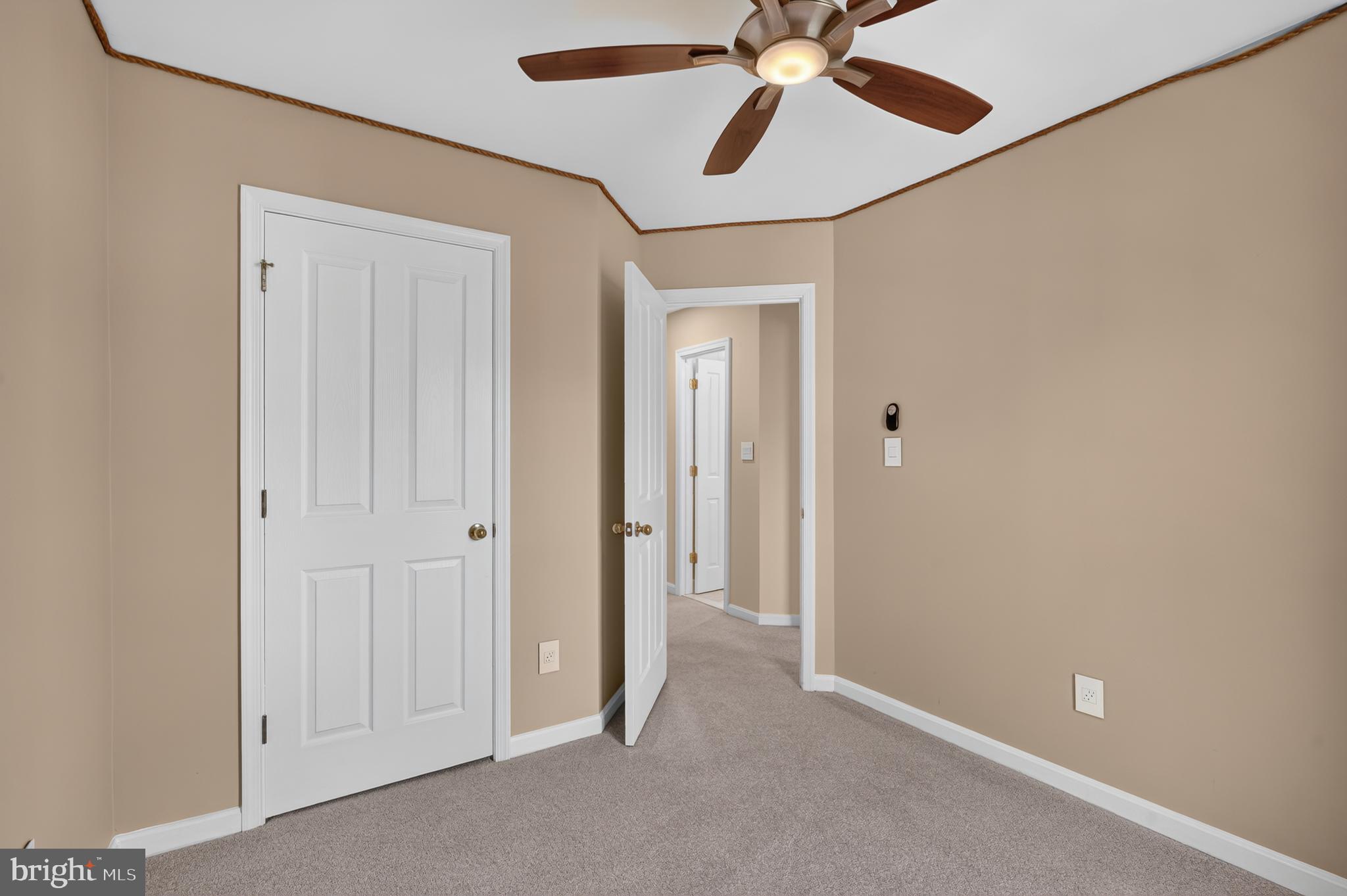 STONEGATE - Residential