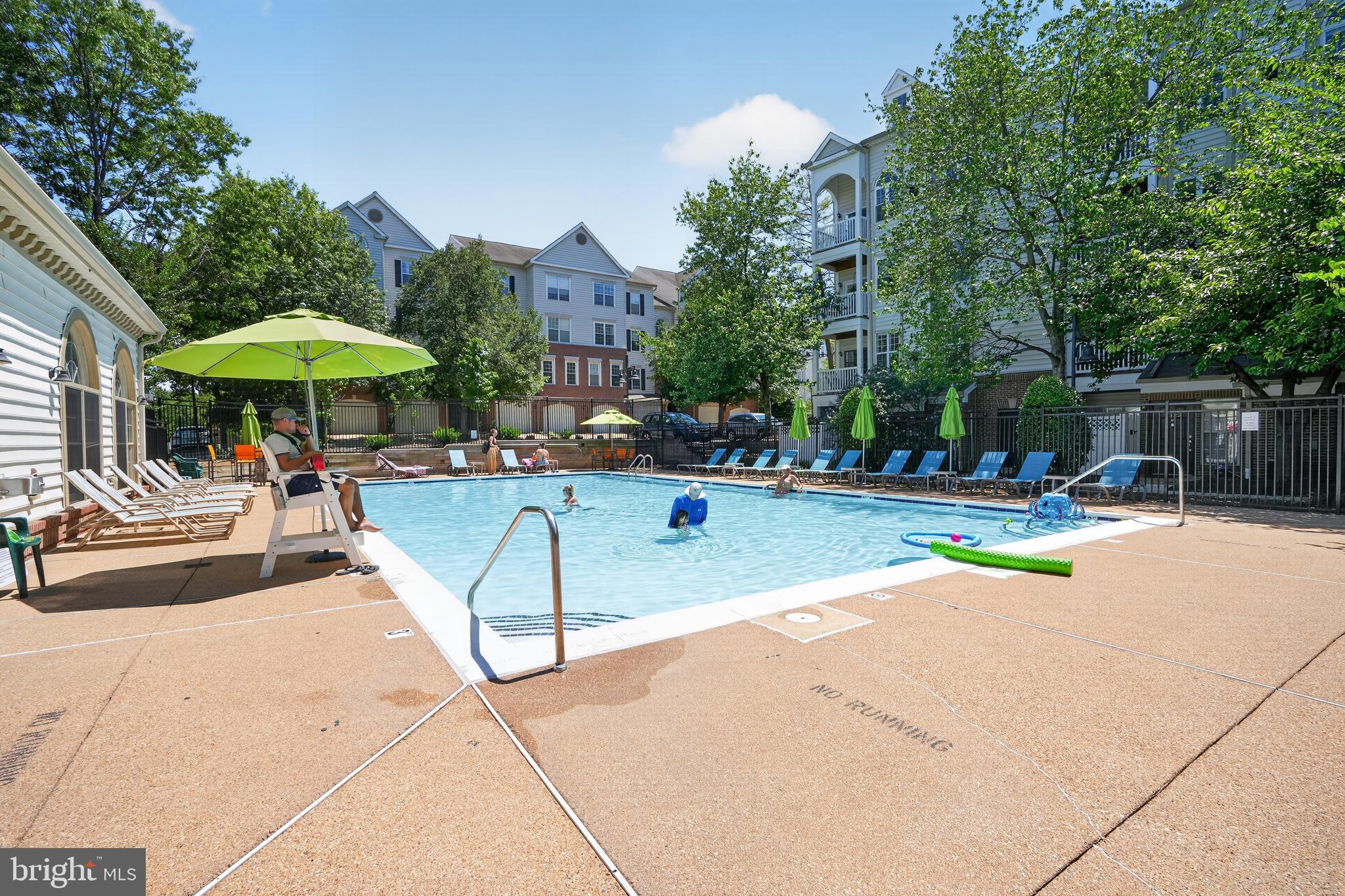 STONEGATE - Residential