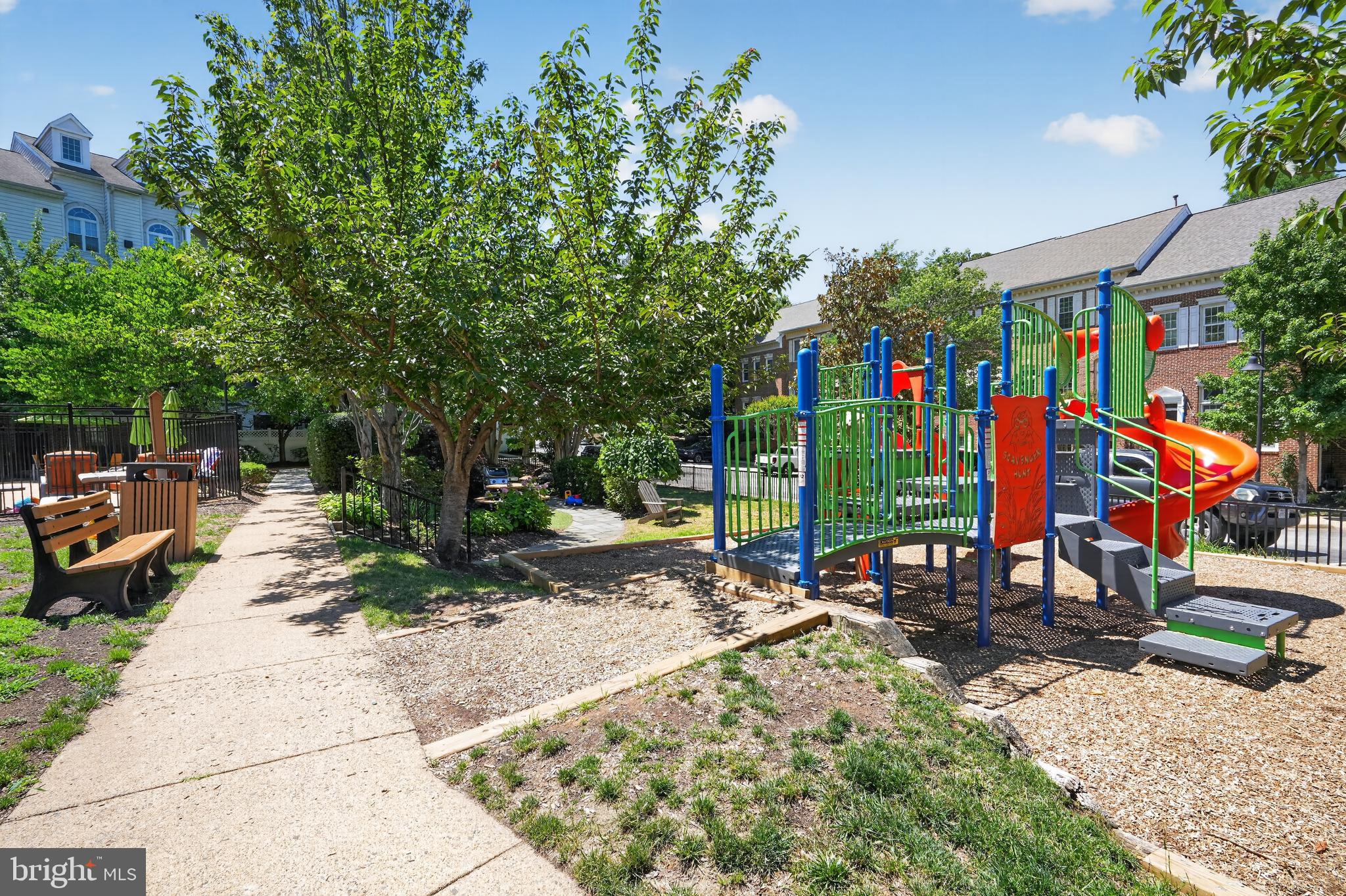 STONEGATE - Residential