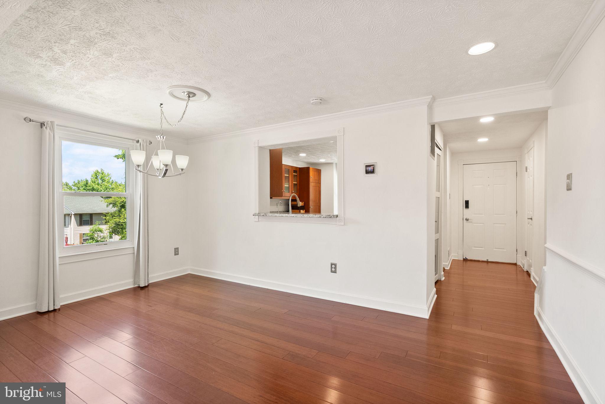GREEN HOLLY WOODS - Residential