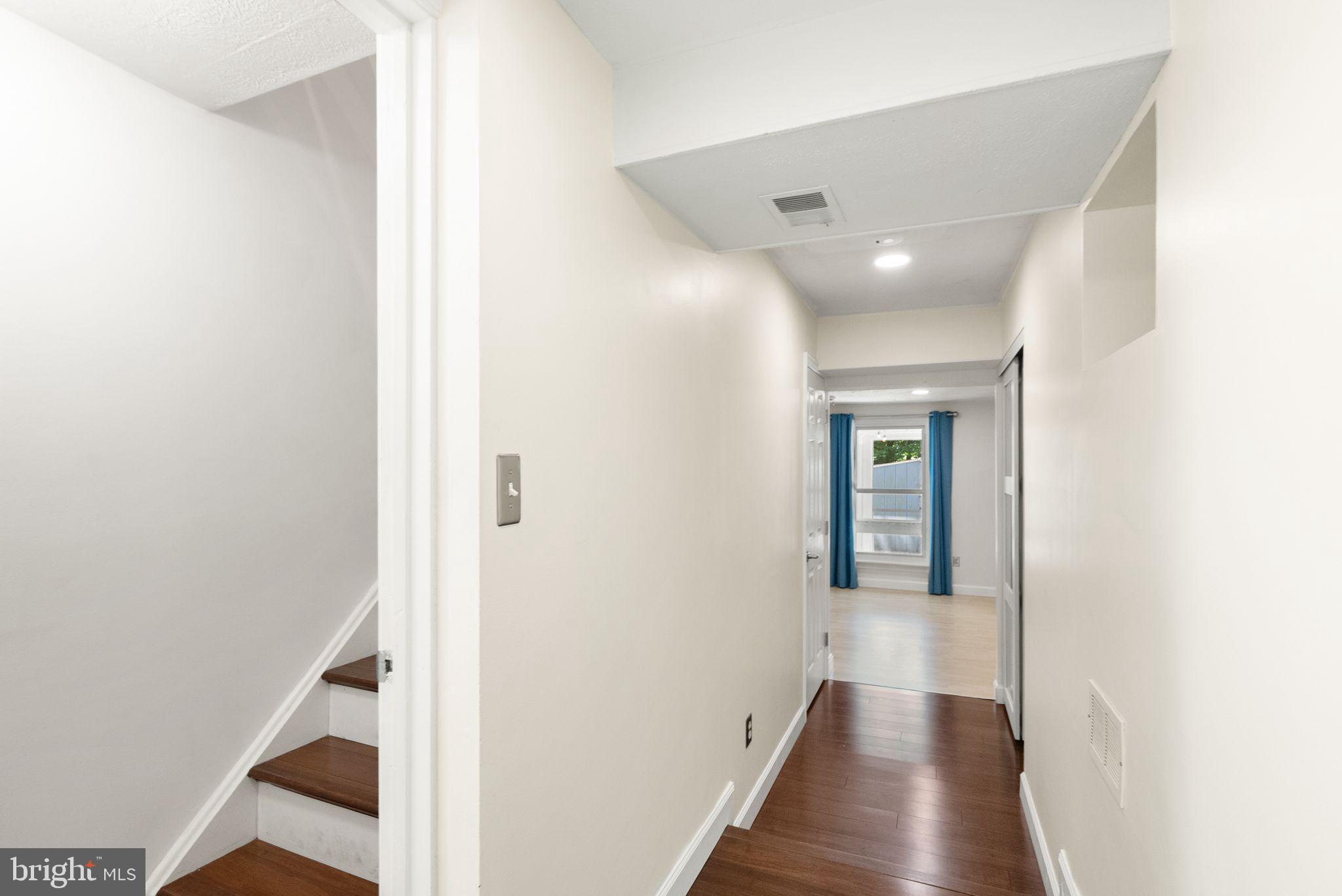 GREEN HOLLY WOODS - Residential