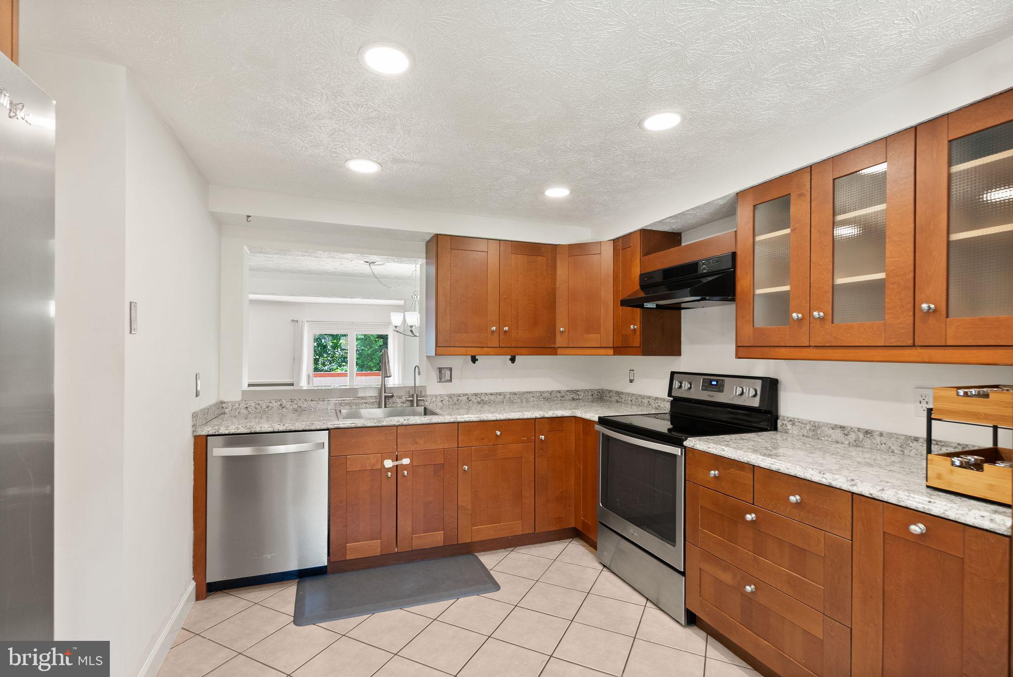 GREEN HOLLY WOODS - Residential