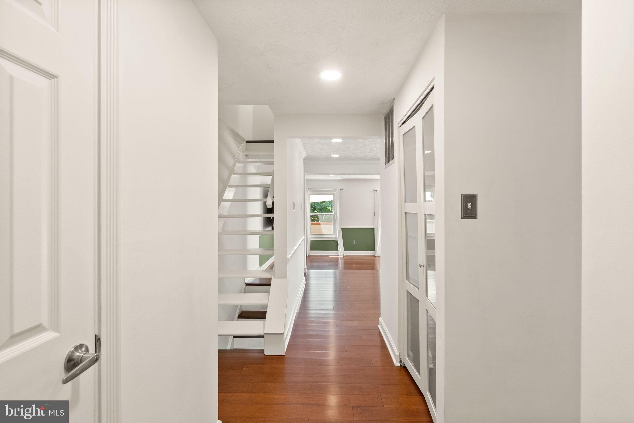 GREEN HOLLY WOODS - Residential