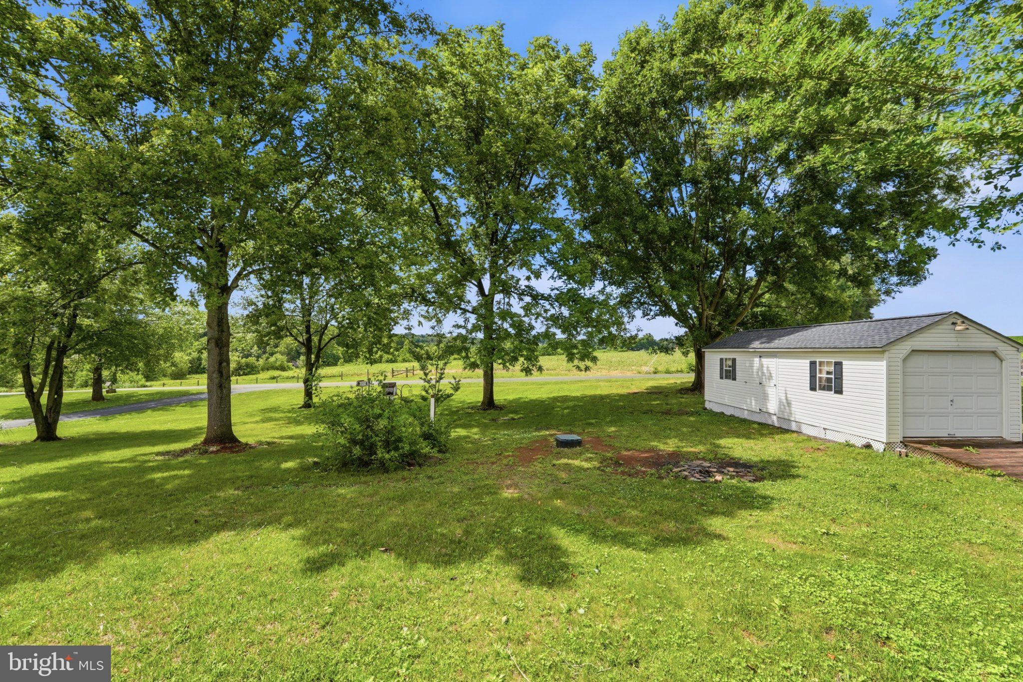 BUCK RUN ESTATES - Residential