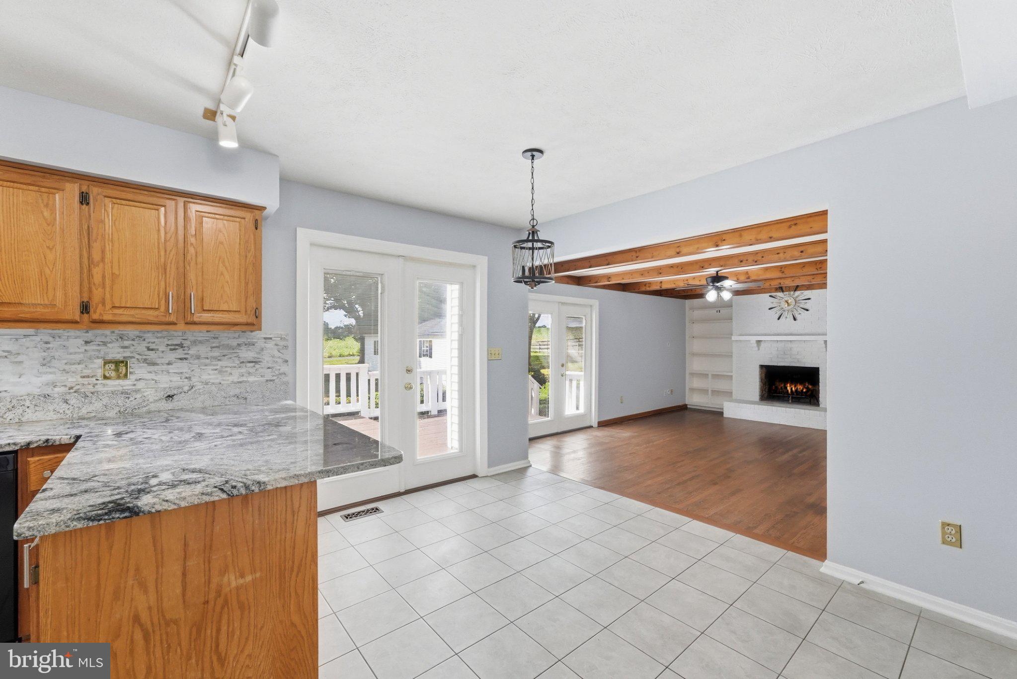 BUCK RUN ESTATES - Residential