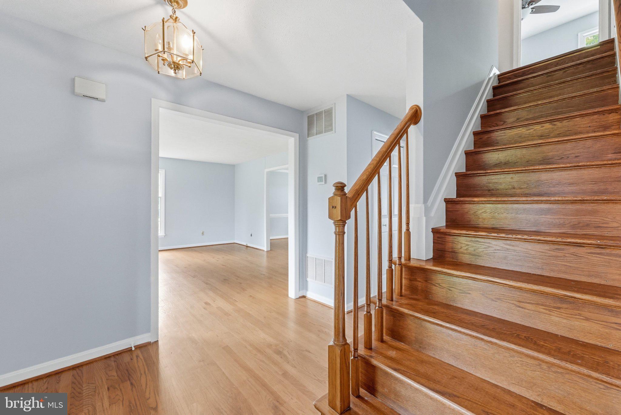 BUCK RUN ESTATES - Residential