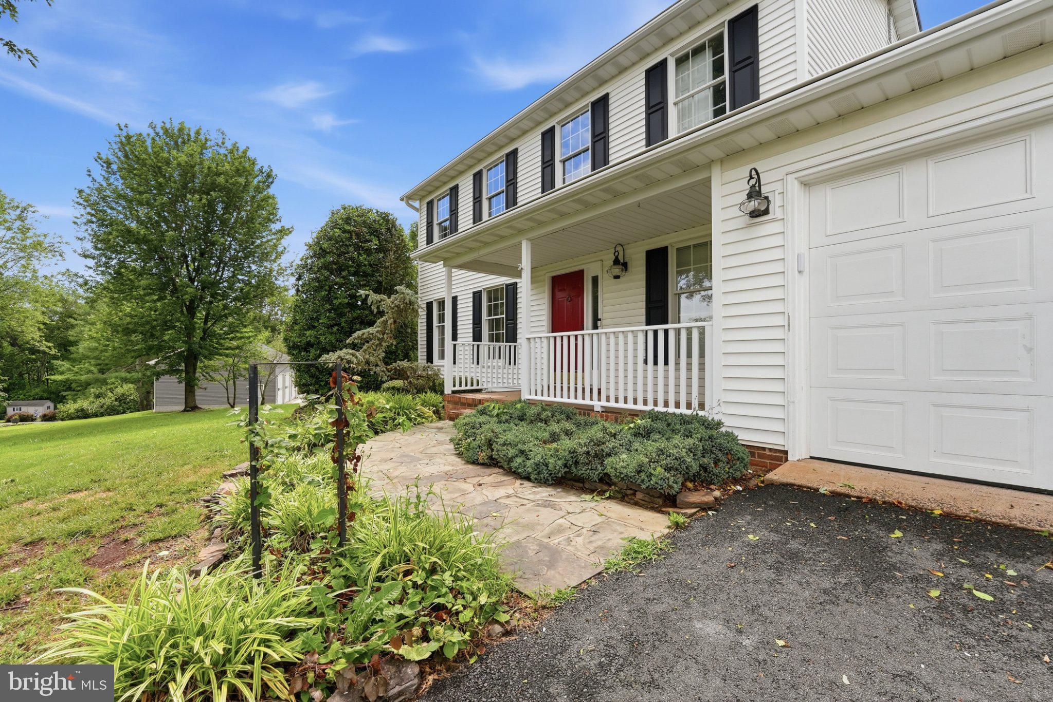 BUCK RUN ESTATES - Residential