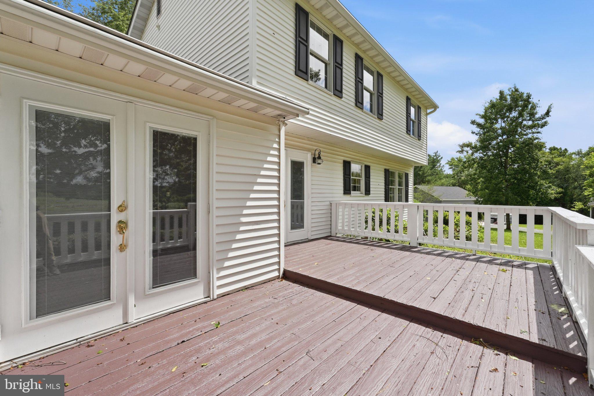 BUCK RUN ESTATES - Residential