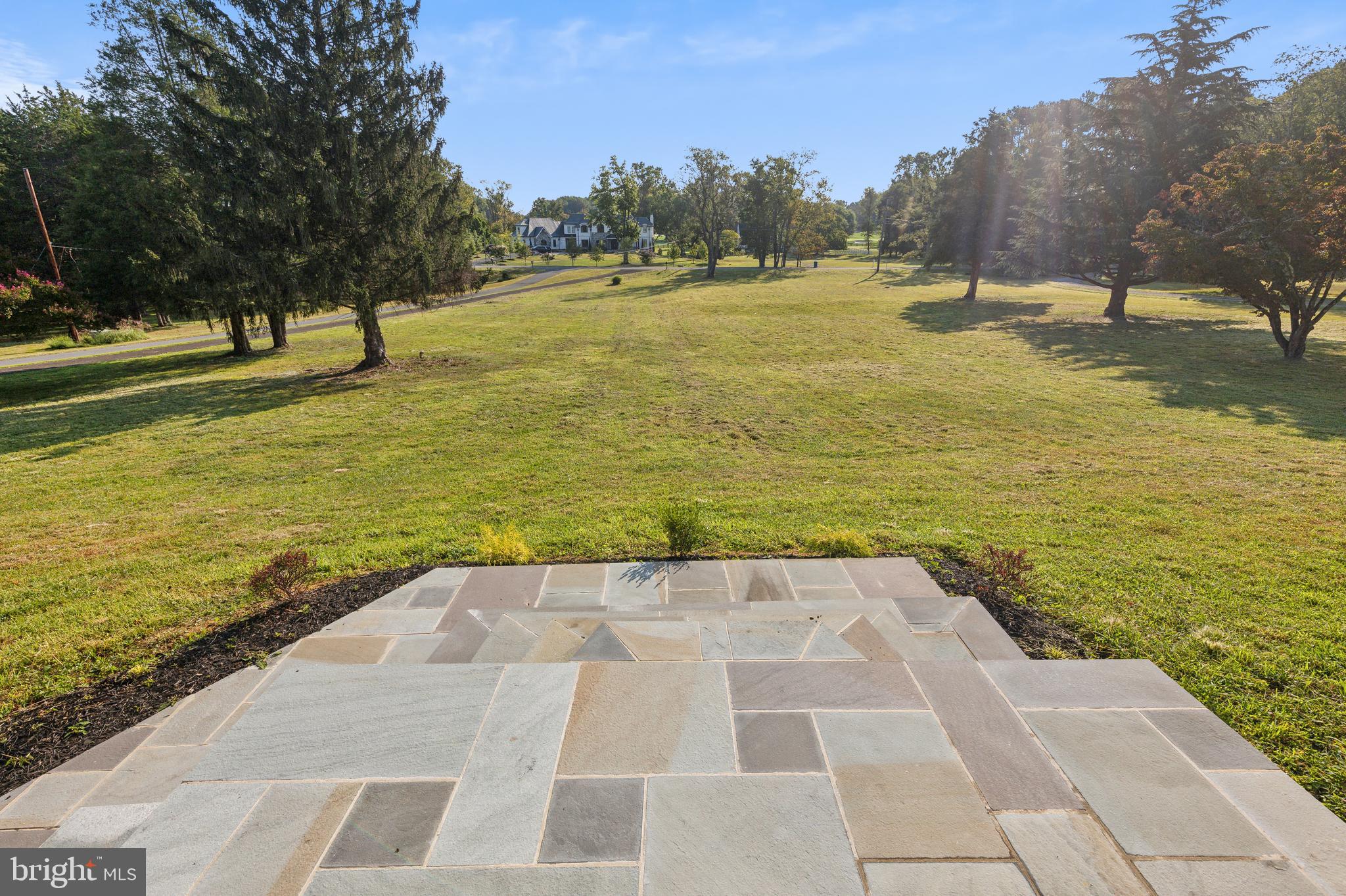ARNON MEADOW - Residential