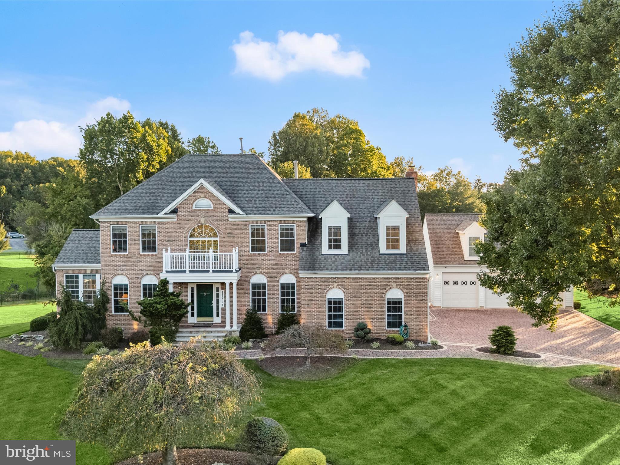 SPRING MEADOWS - Residential