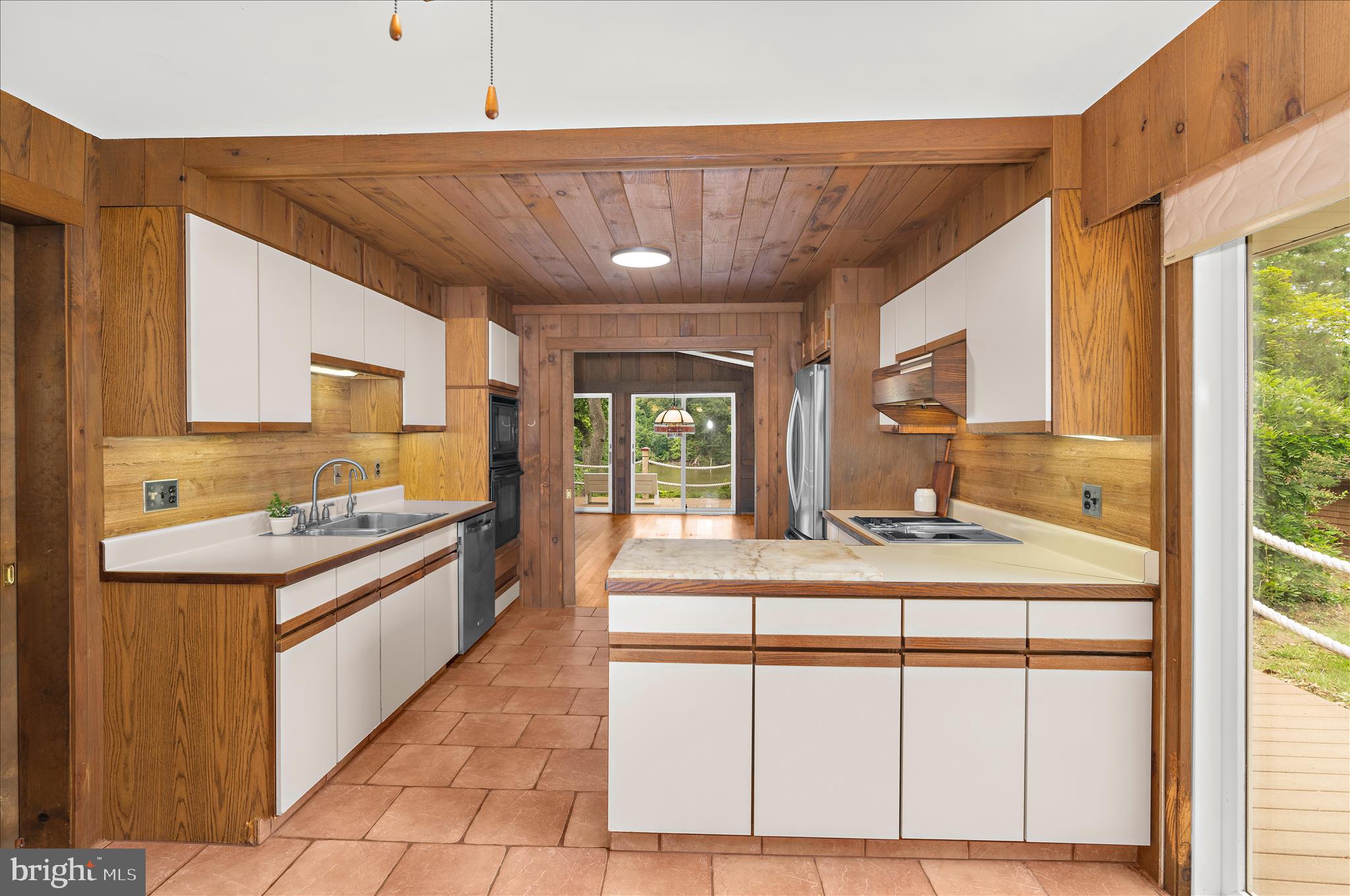 WYMONT PARK - Residential