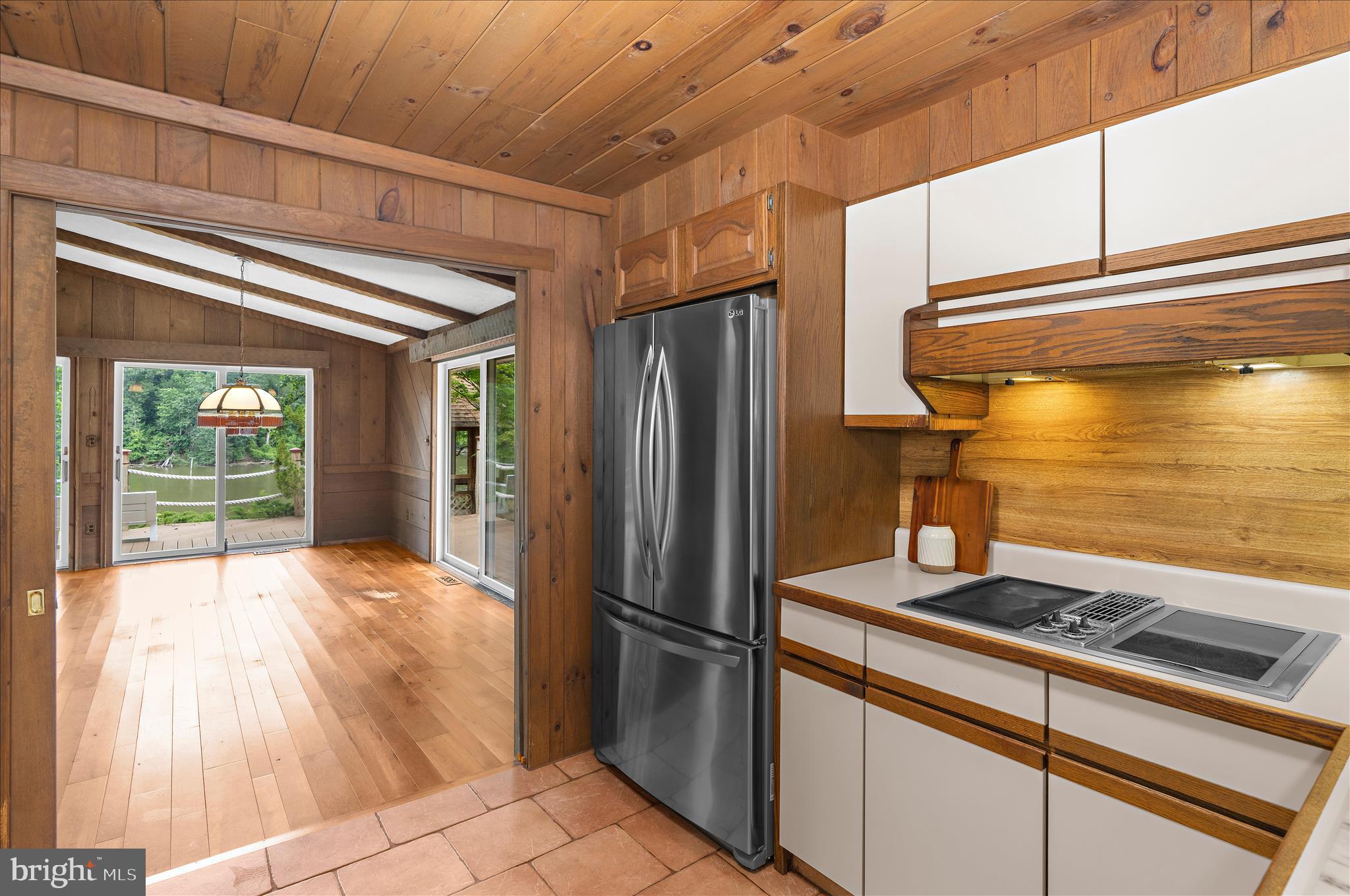WYMONT PARK - Residential