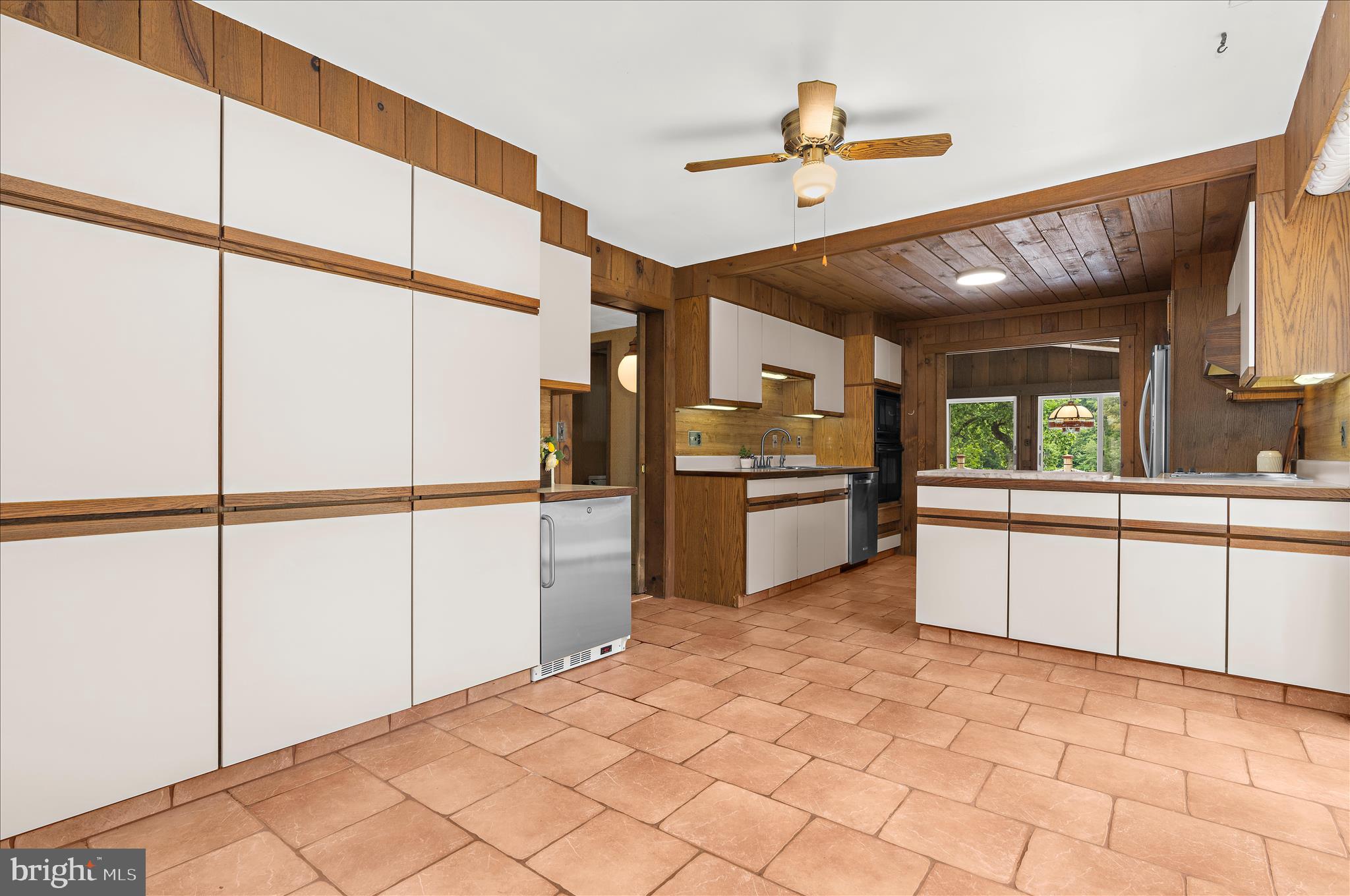 WYMONT PARK - Residential